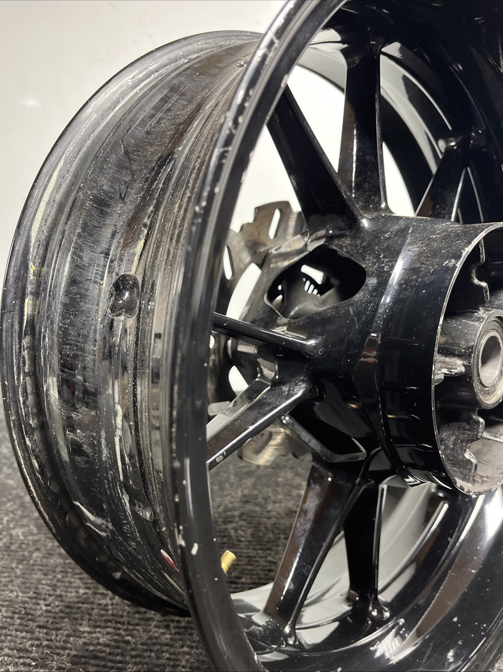 ☑️ OEM GENUINE 2009-2014 BMW S1000RR BLACK REAR WHEEL RIM (53711760)