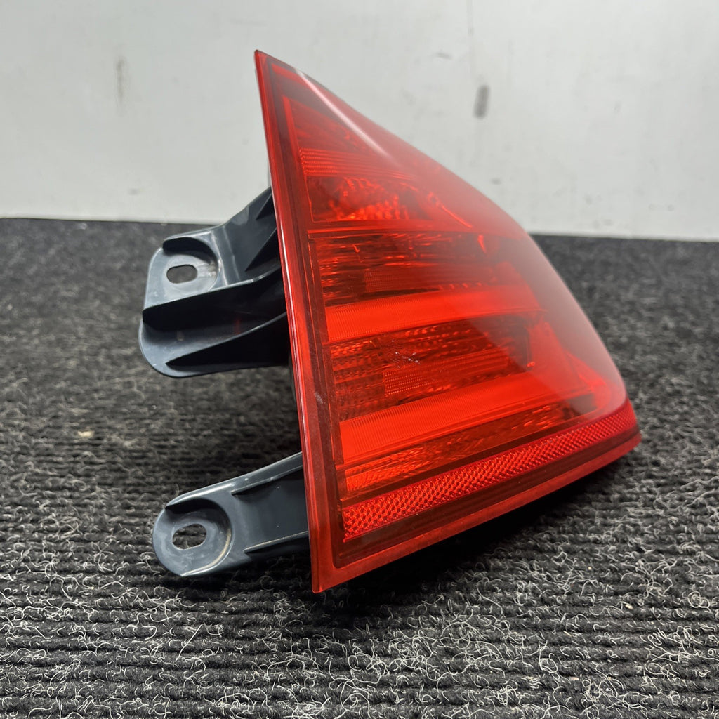 ☑️ 2012-2015 BMW F30 320i 328i Sedan Rear Right Outer Taillight Tail Light OEM