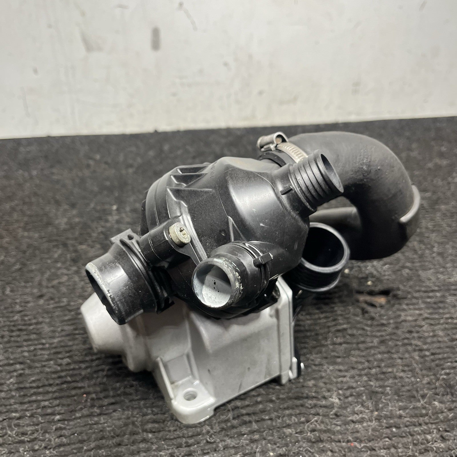 ☑️LOW MILES! BMW E82 E90 E92 F10 N54 N55 Electric Metal Water Pump W/ Thermostat