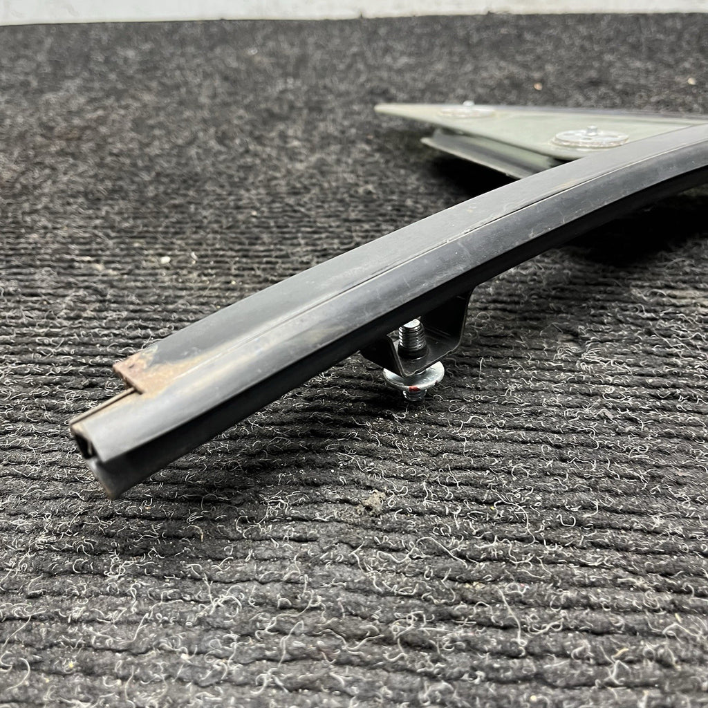 ☑️ 13-20 Scion FRS Subaru BRZ Driver Left Door Corner Glass SU003G0011 OEM