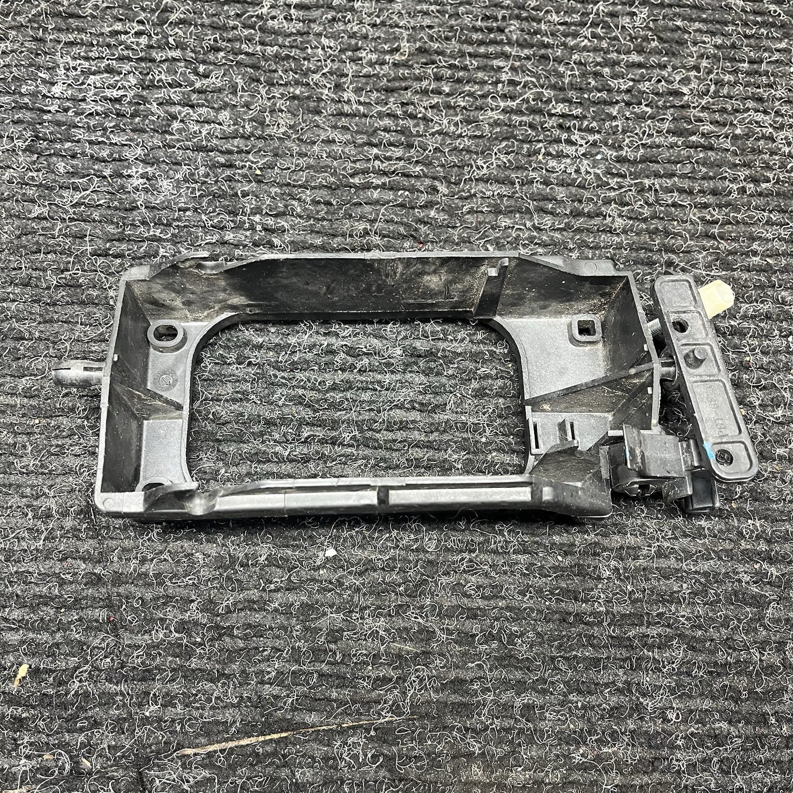 ☑️ Front Left Fog Light Holder Bracket 8357389 1995–1998 BMW E36 328i 320i 325i