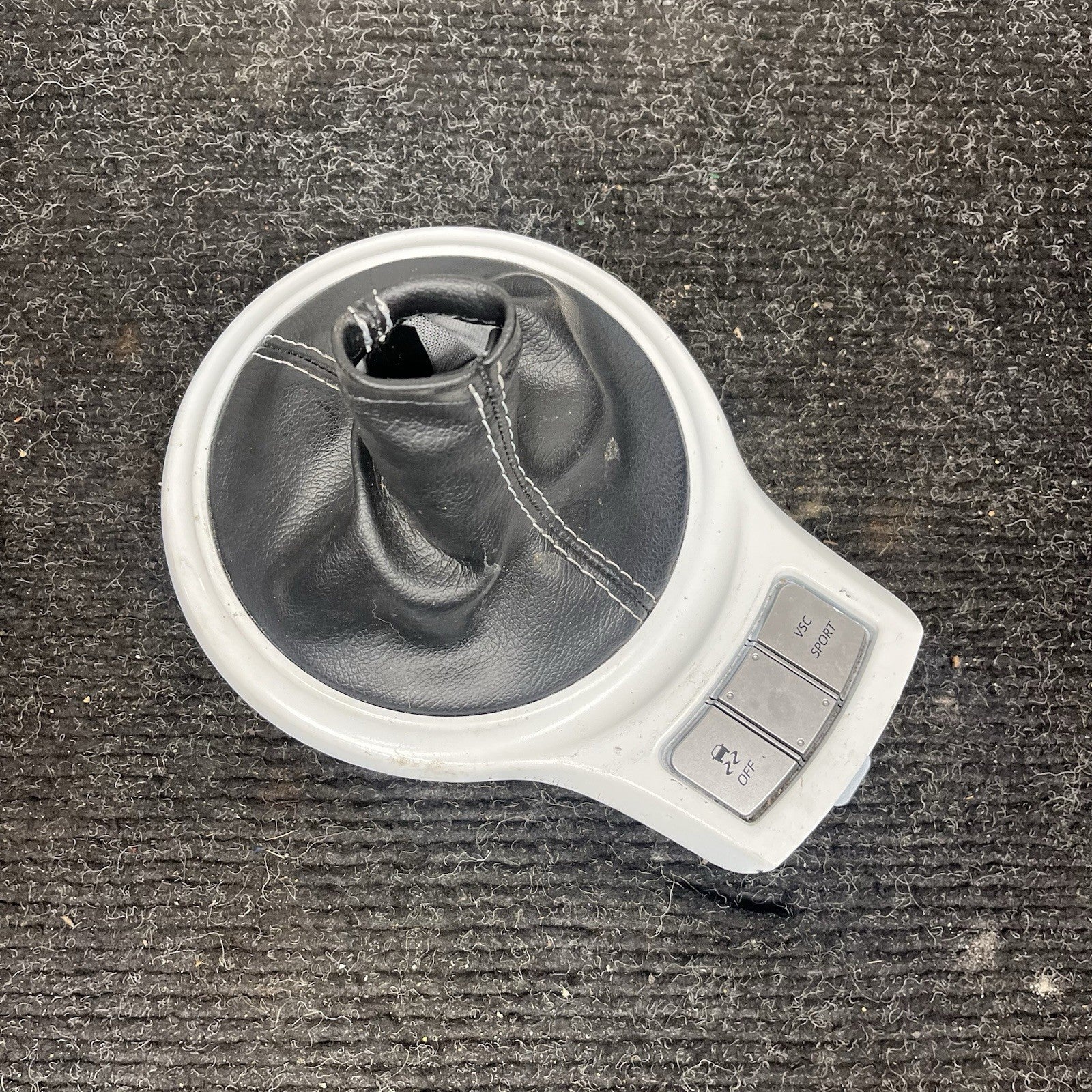 ☑️ 2013-2016 Scion FRS Subaru BRZ Shifter Boot Trim Bezel Manual Trans OEM