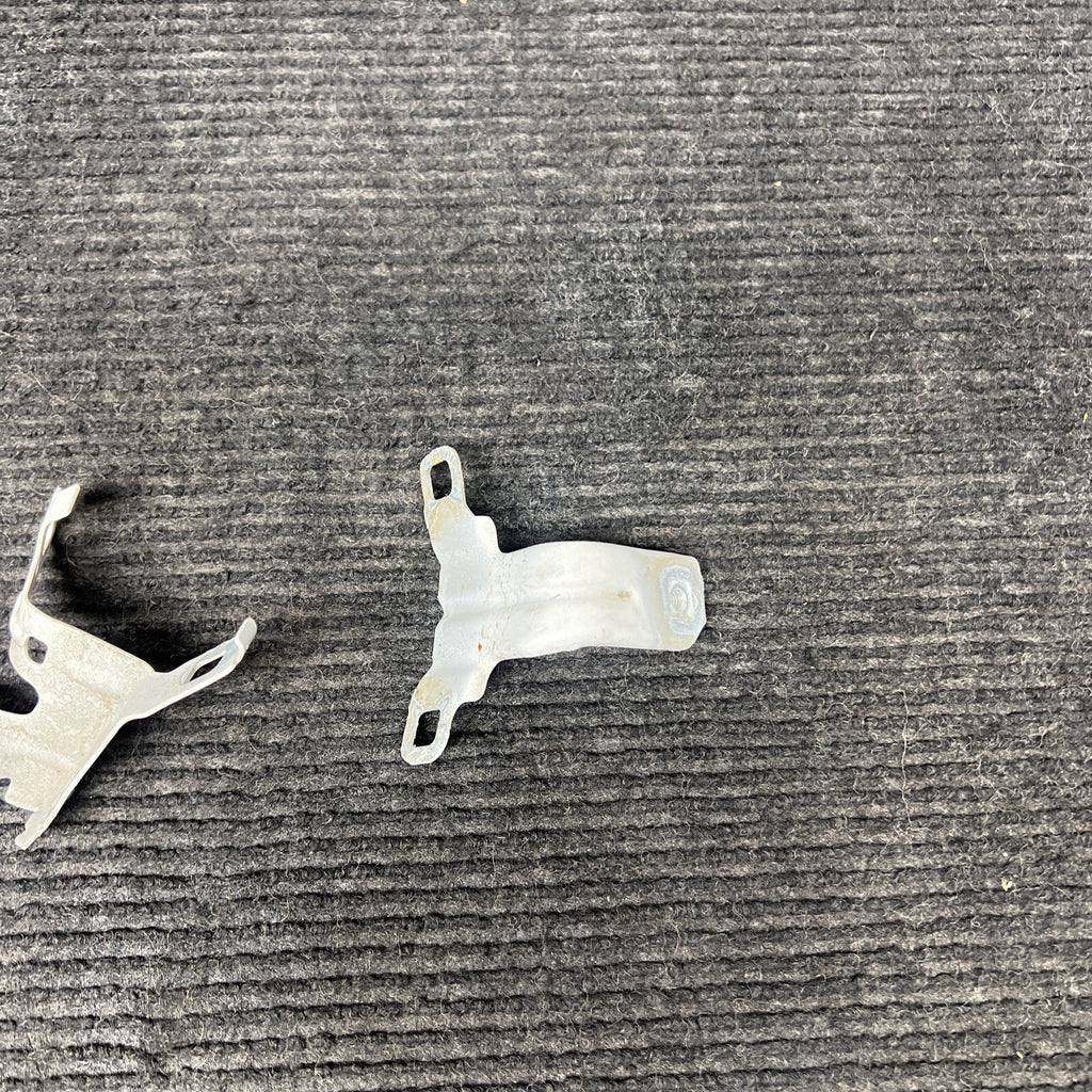 ☑️ 14-20 OEM BMW F22 F23 230 M235 Front Left Fender Wing Holder Brackets SET (3)