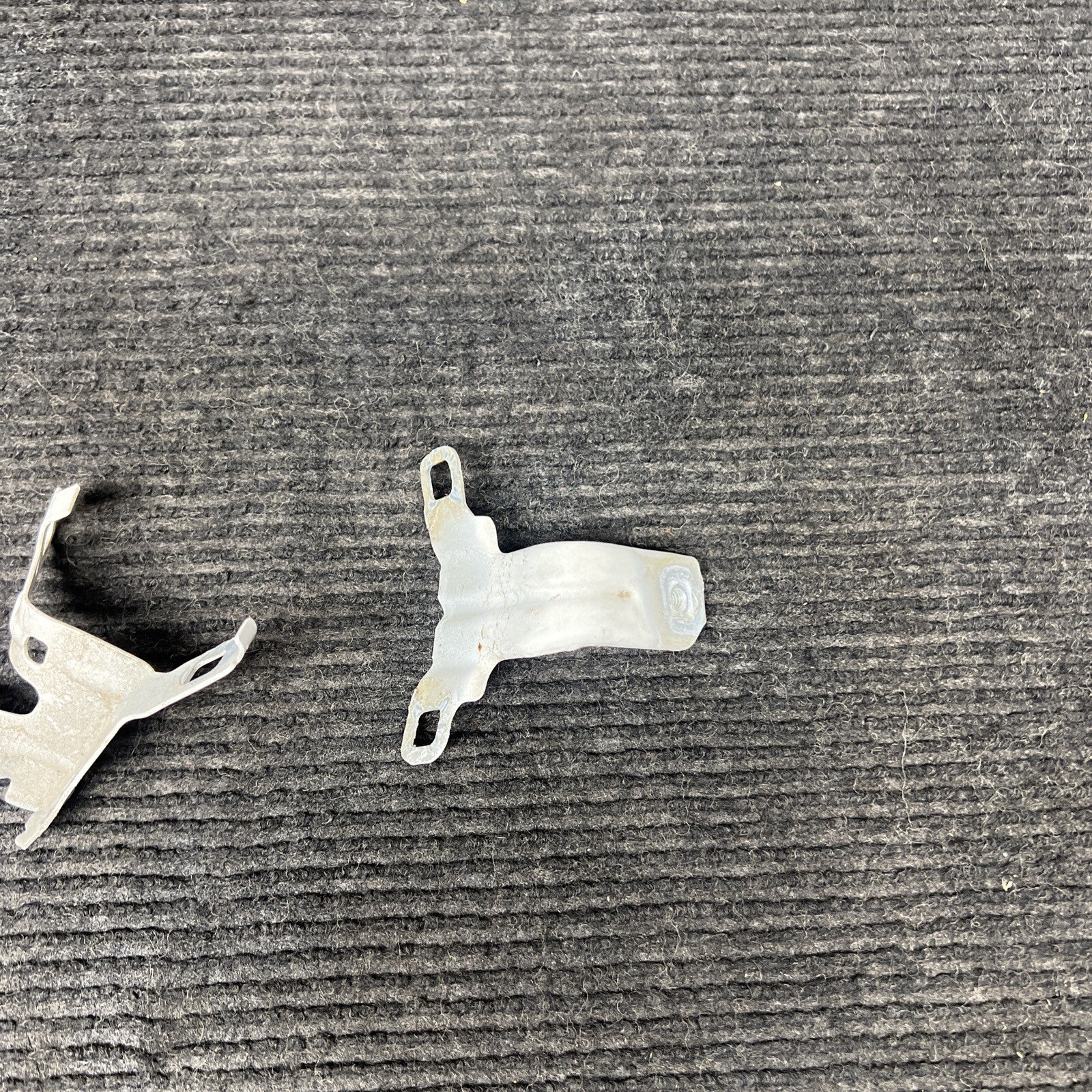 ☑️ 14-20 OEM BMW F22 F23 230 M235 Front Left Fender Wing Holder Brackets SET (3)