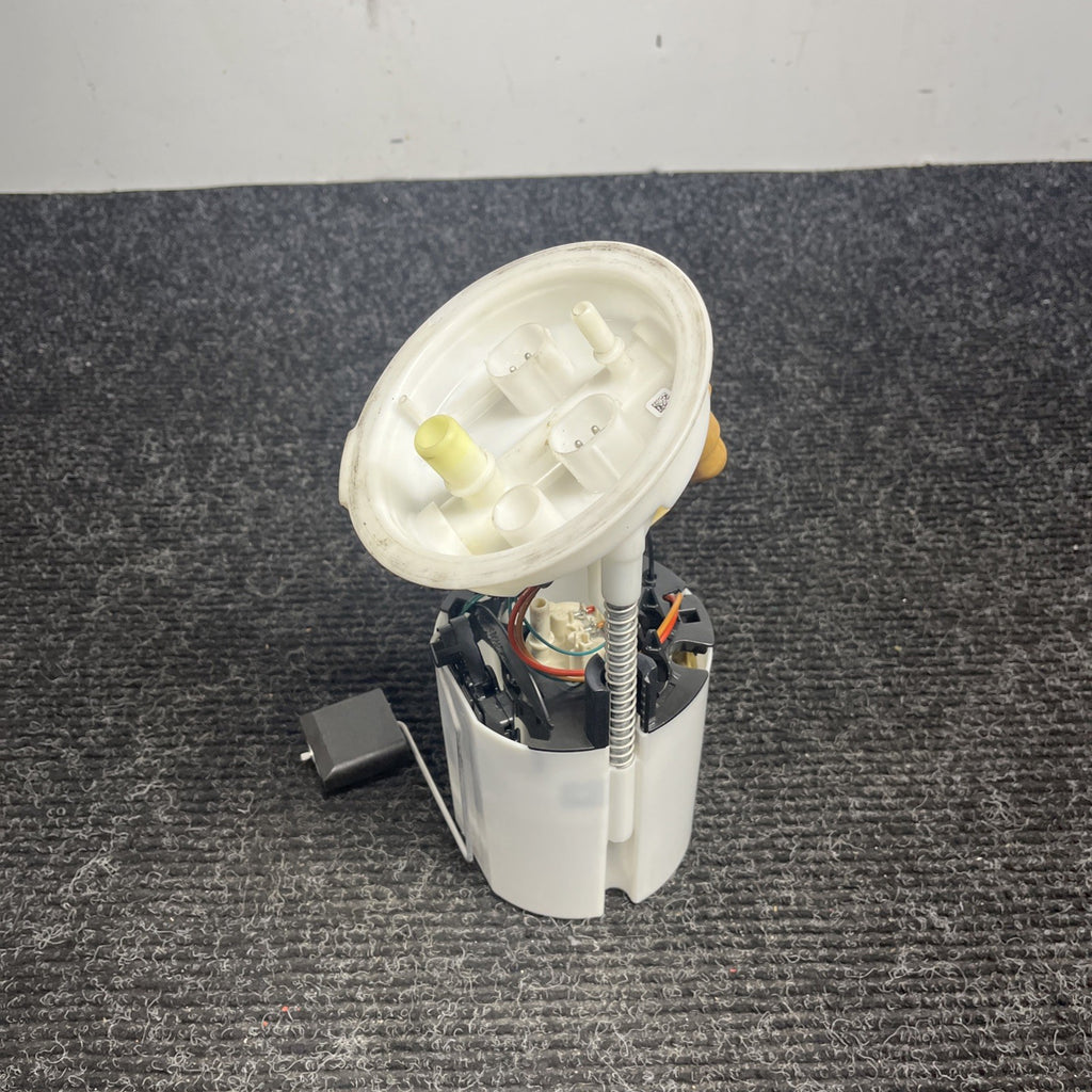 ☑️ 06-13 BMW E90 E84 E82 E88 E92 128i 135i 335i X1 Right Fuel Pump Assembly OEM