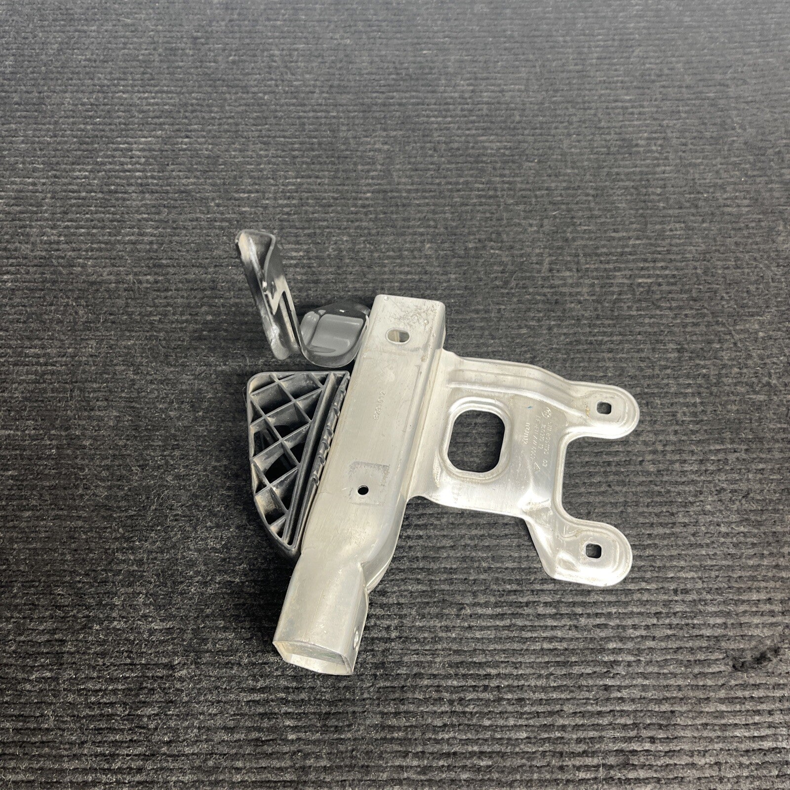 ☑️ OEM BMW F22 F30 F32 F36 Front Right Lower Deformation Bracket Assembly
