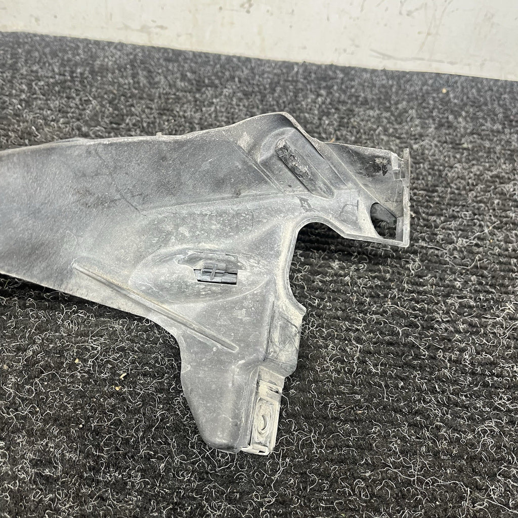 ☑️ 08-13 BMW E82 E88 135 Right Passenger Headlight Arm Bracket Mount