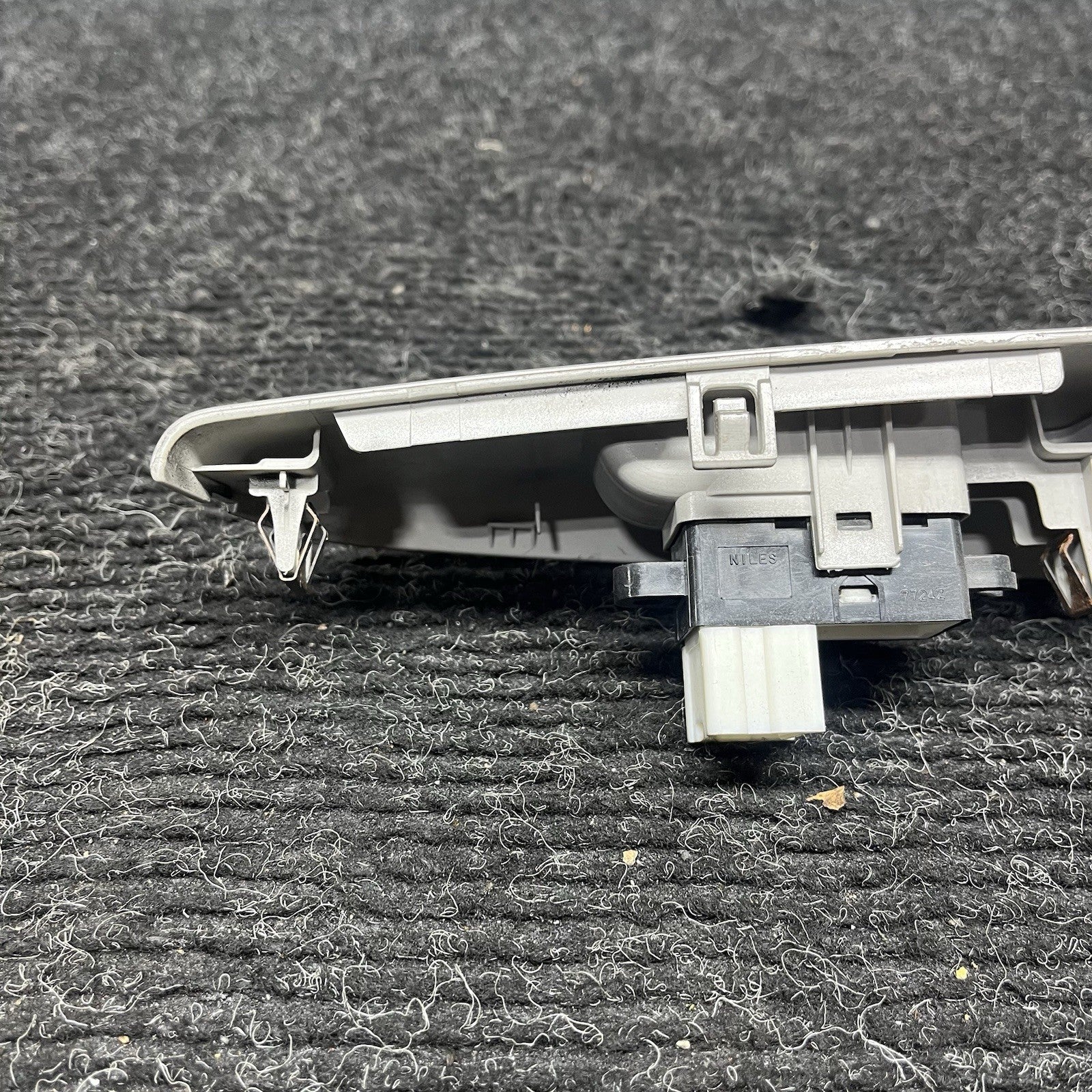 ☑️ 2008 SUBARU WRX Driver Rear Window Switch OEM 94266FG010