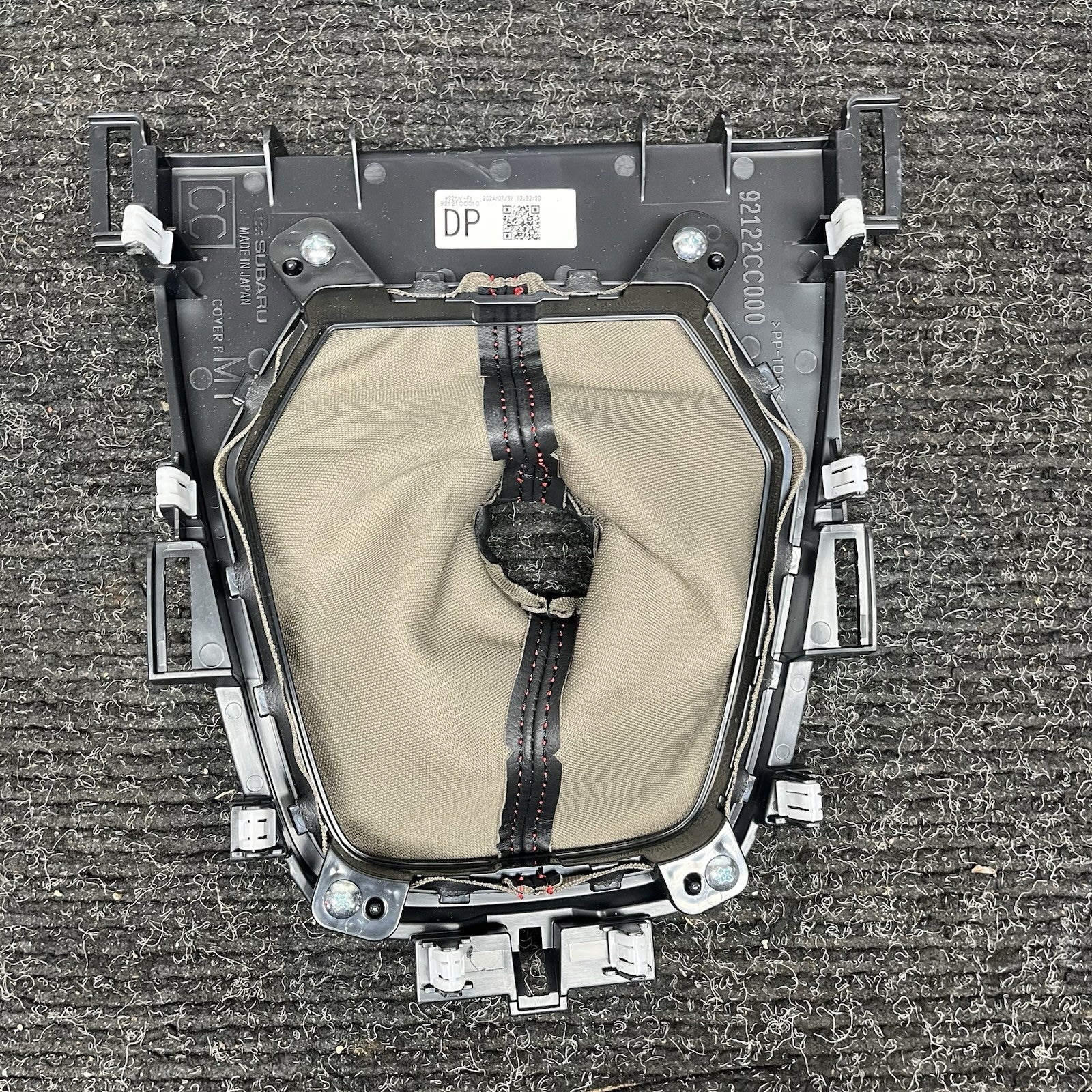 ☑️ 2022-2025 TOYOTA GR86 BRZ CONSOLE SHIFTER TOP BEZEL TRIM PANEL BRAKE BOOT OEM