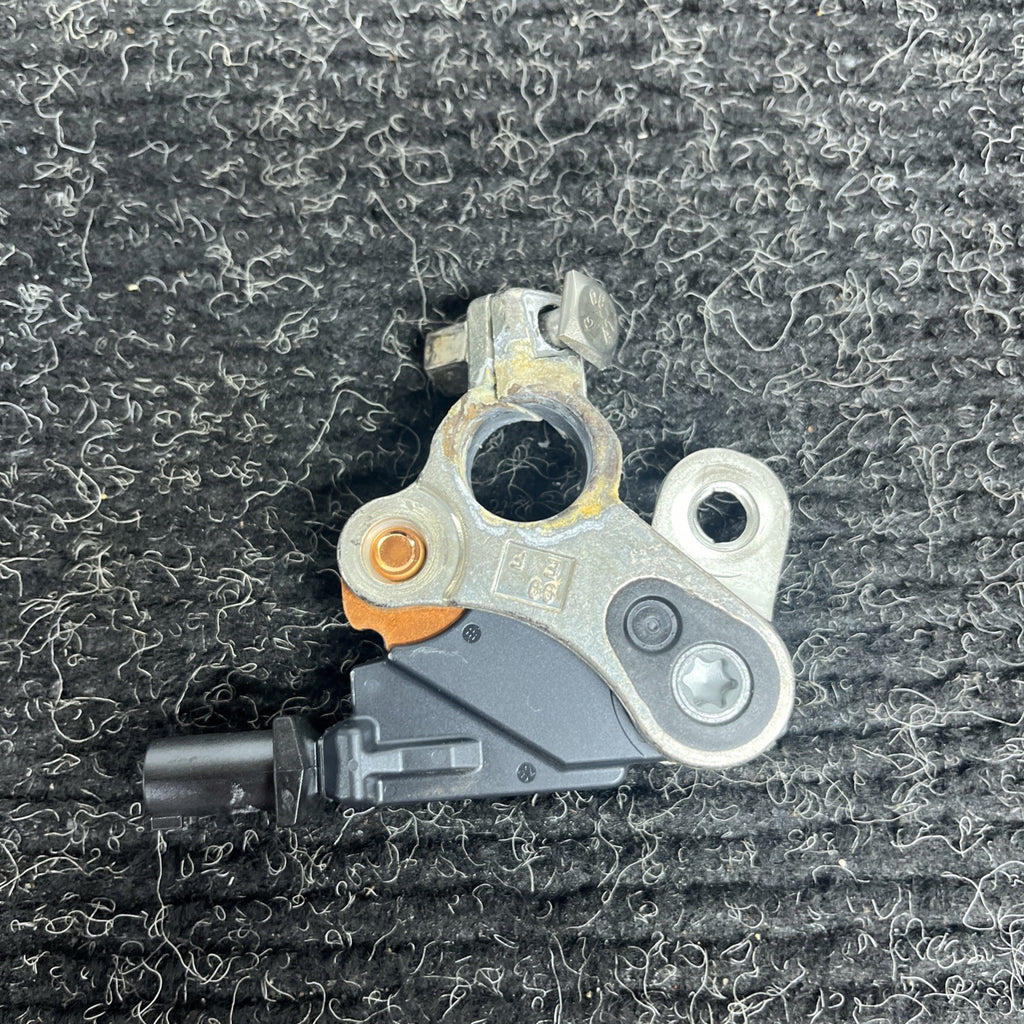 ☑️ 14-17 MOPAR JEEP MASERATI GHIBLI NEGATIVE BATTERY CURRENT SENSOR OEM