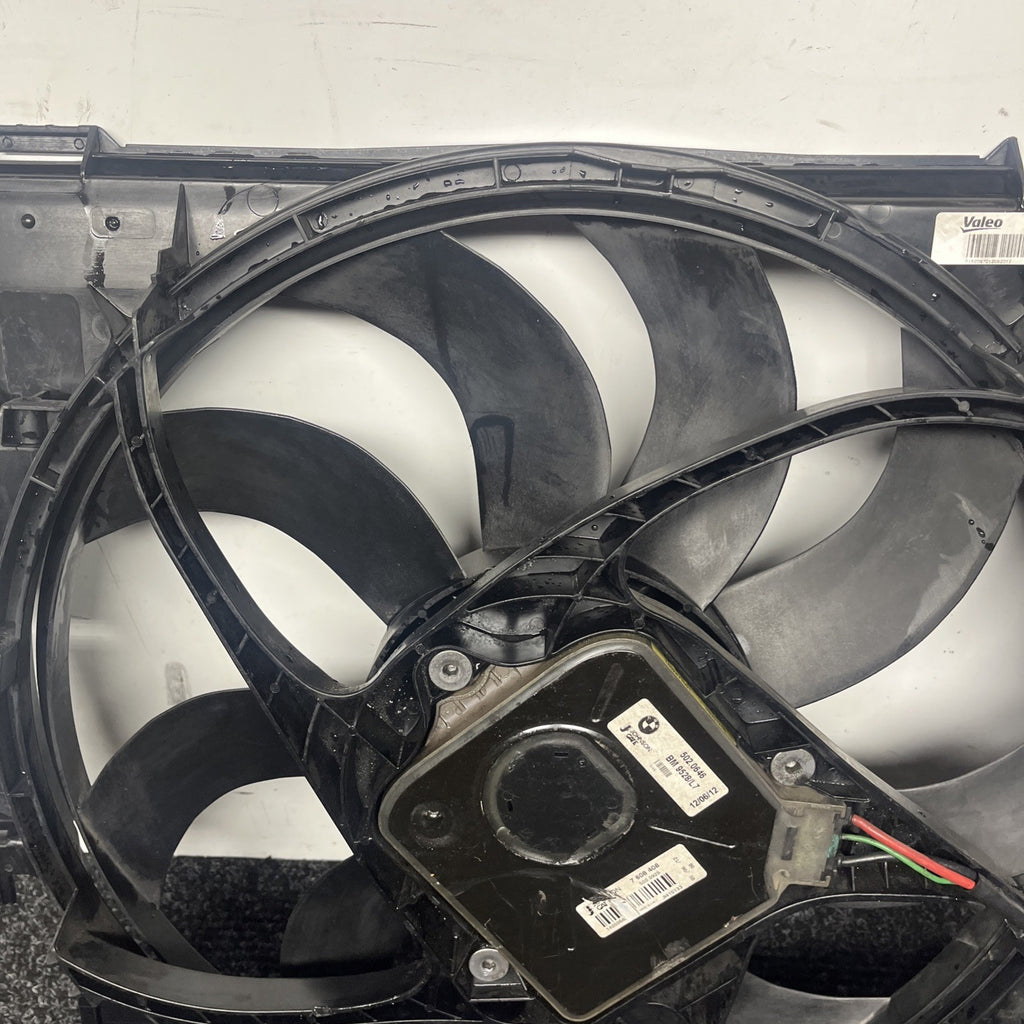 ☑️ 12-16 OEM BMW F22 F23 F30 F32 F33 F36 F87 M2 Radiator Cooling Fan Shroud 850W