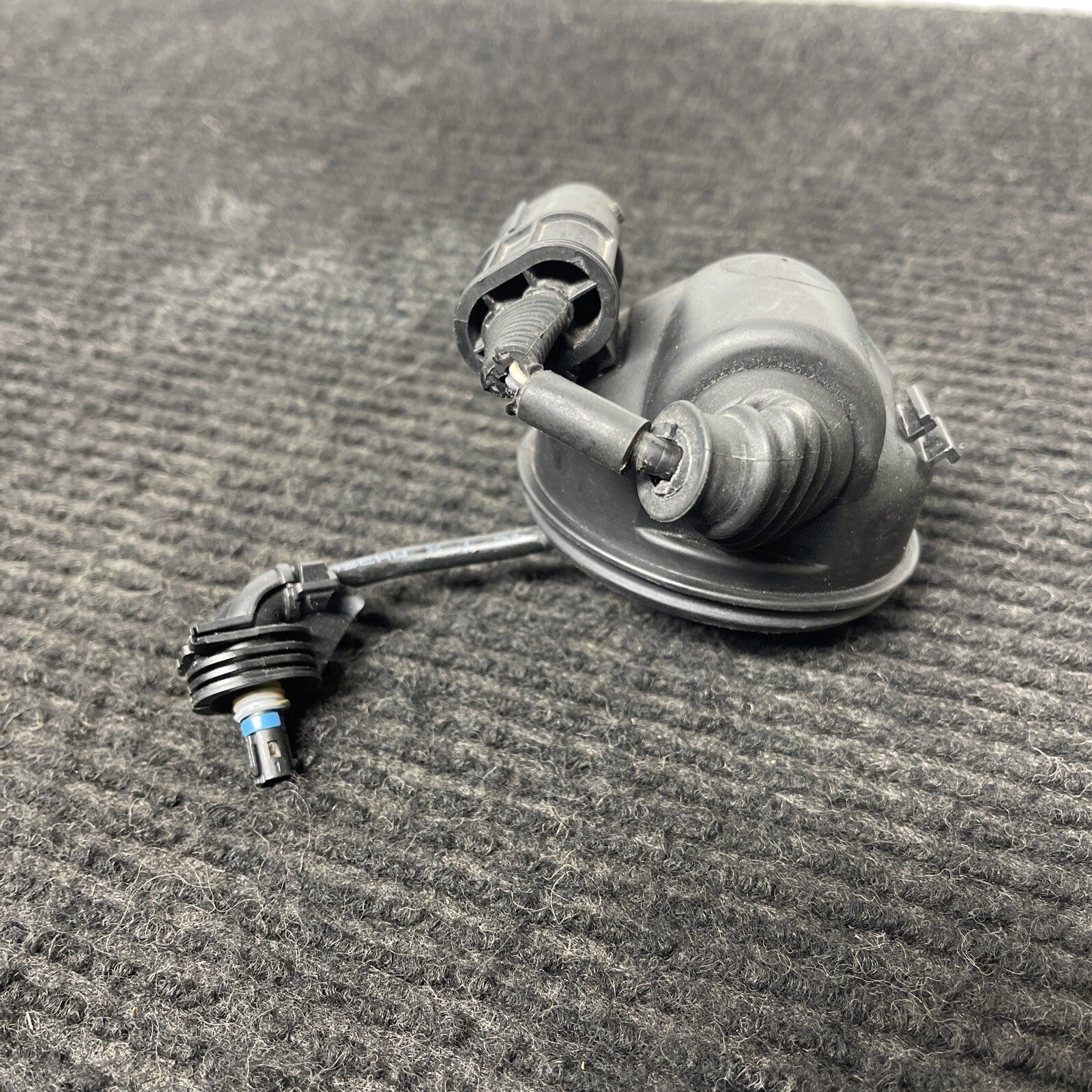 ☑️ 08-13 BMW E90 E92 E93 M3 OEM EDC Front Strut Adapter Lead Wire Plug Cap