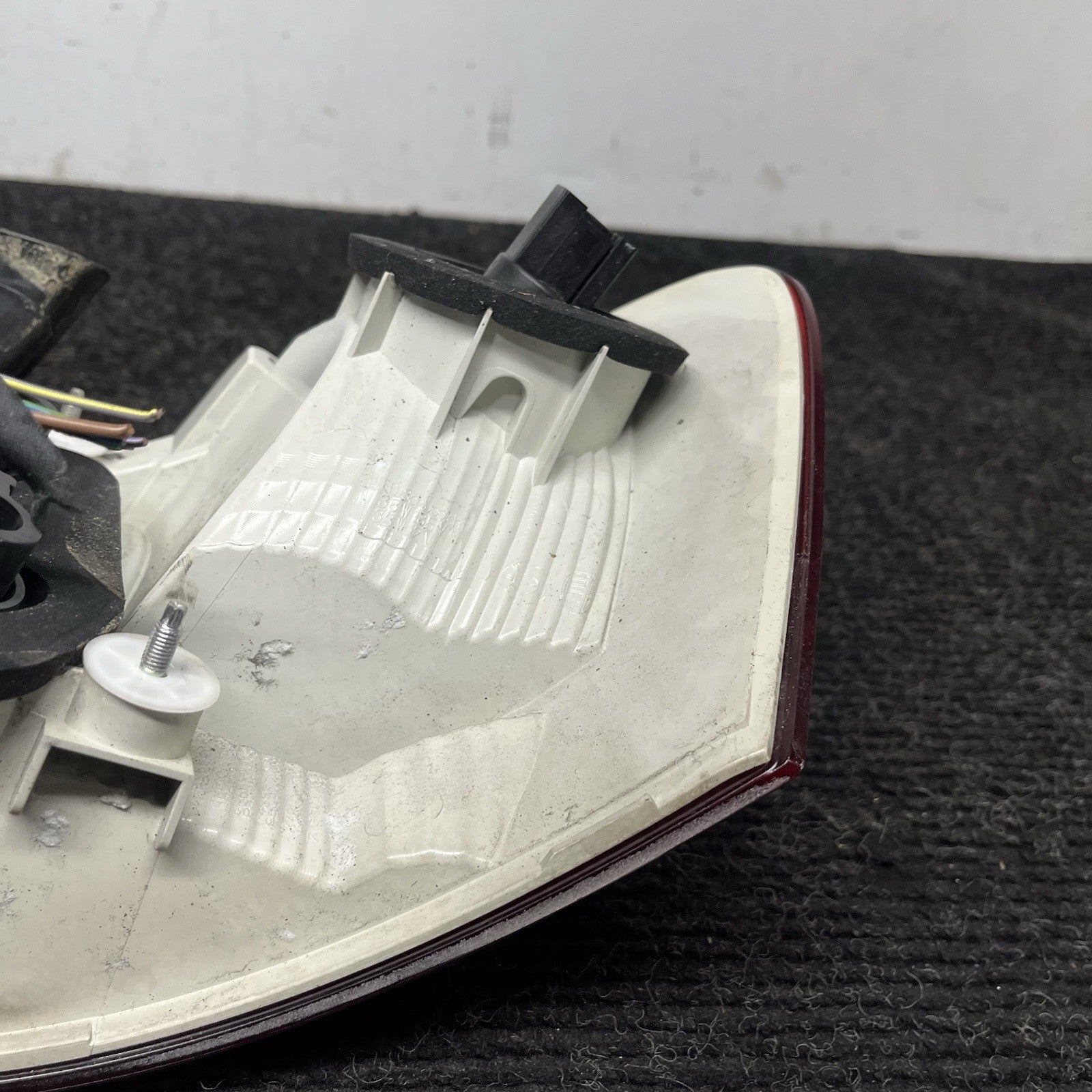 ☑️ 2011-2013 BMW 1-Series E82 E88 135i LCI Left Driver Side LED Tail Light OEM