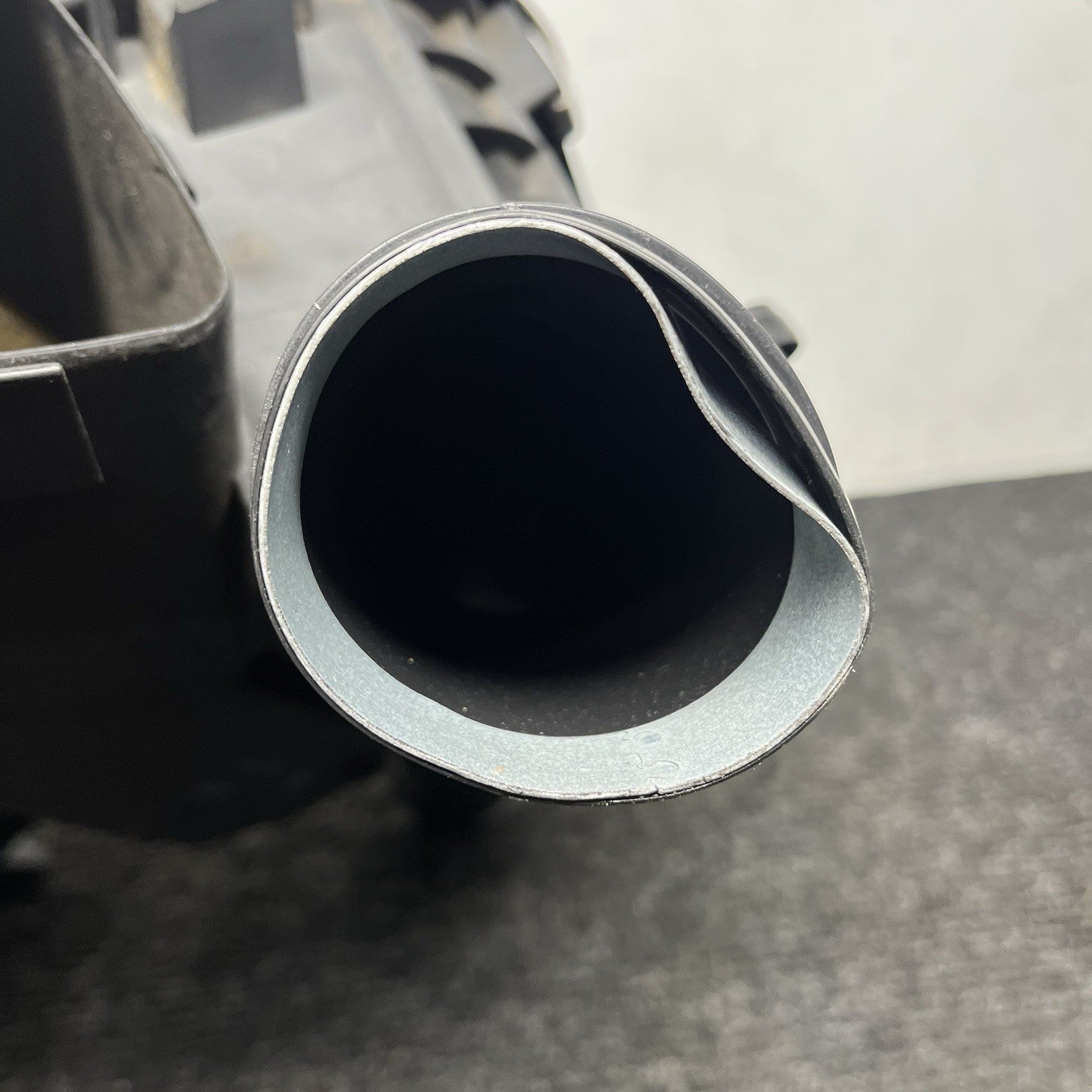 ☑️ 07-13 OEM BMW E82 E88 E90 E92 E93 335 N54 AirBox Air Box Filter Housing