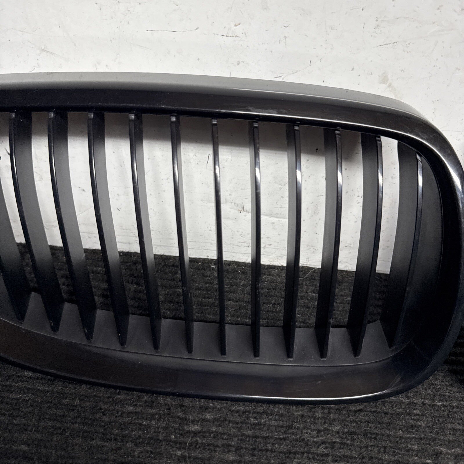 ☑️ 07-10 BMW E92 E93 328I 335I SET FRONT BUMPER LEFT & RIGHT KIDNEY GRILLE OEM