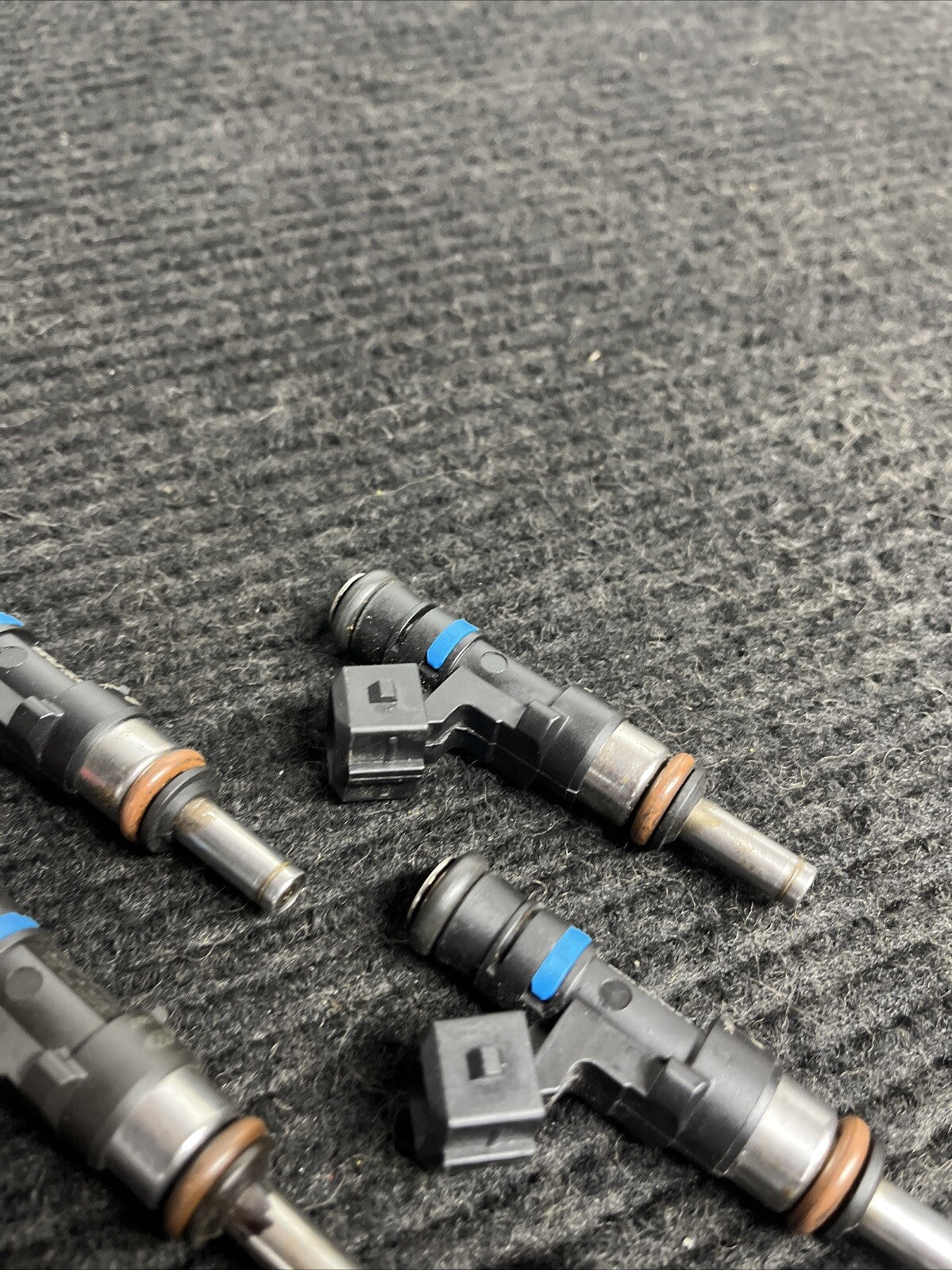 ☑️ 2008-13 OEM BMW E90 E92 E93 M3 S65 Fuel Injector Set (8) - 13647838440