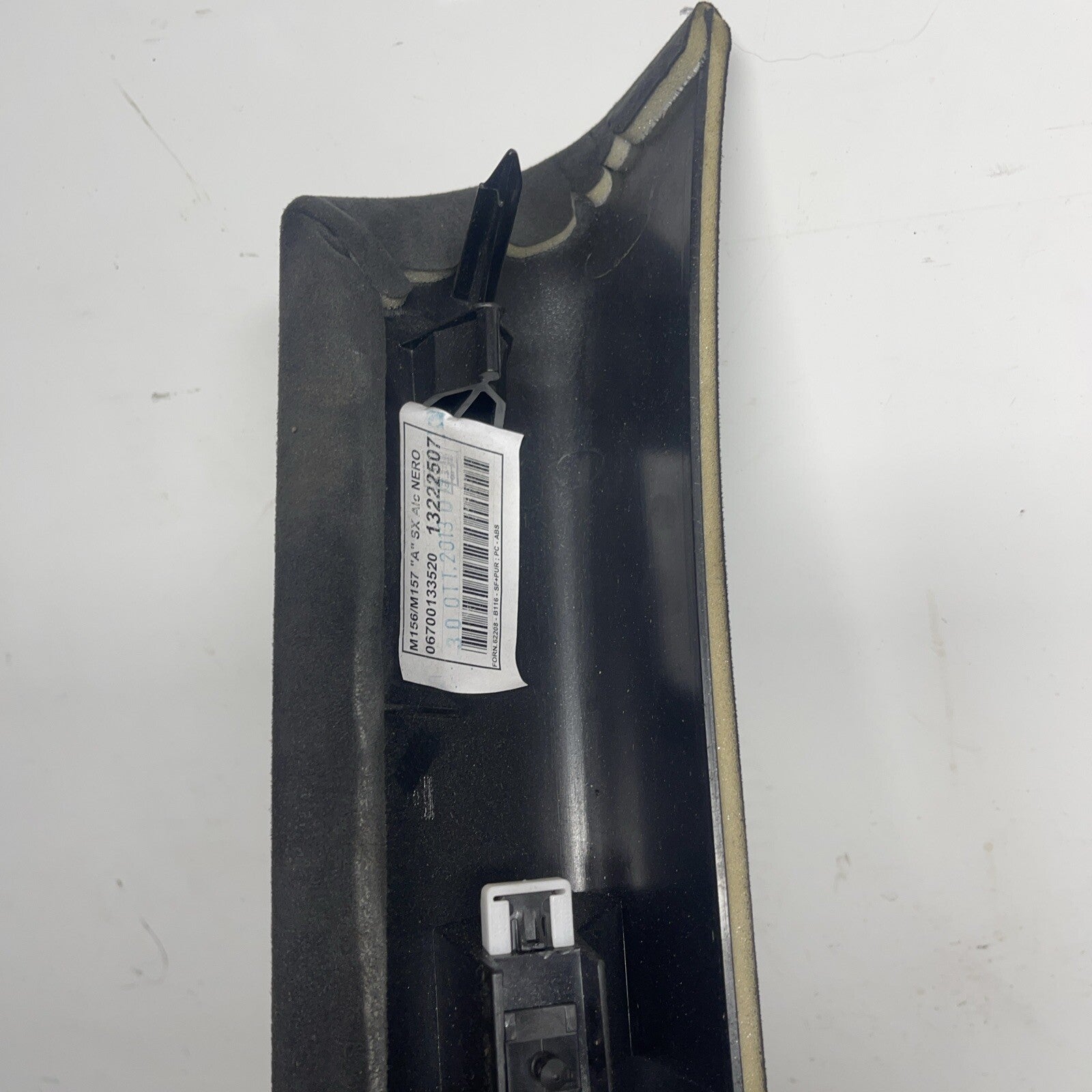 ☑️ MASERATI GHIBLI WINDSHIELD LEFT DRIVER SIDE A PILLAR TRIM COVER OEM 2014-2020