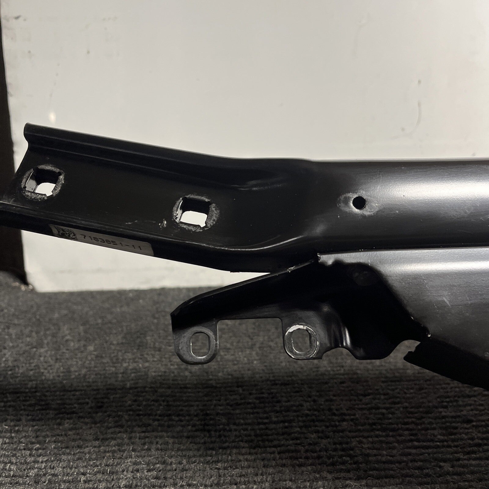 ☑️ 10-17 OEM BMW F07 GT F01 F02 Front Bumper Upper Radiator Core Support Tie Bar