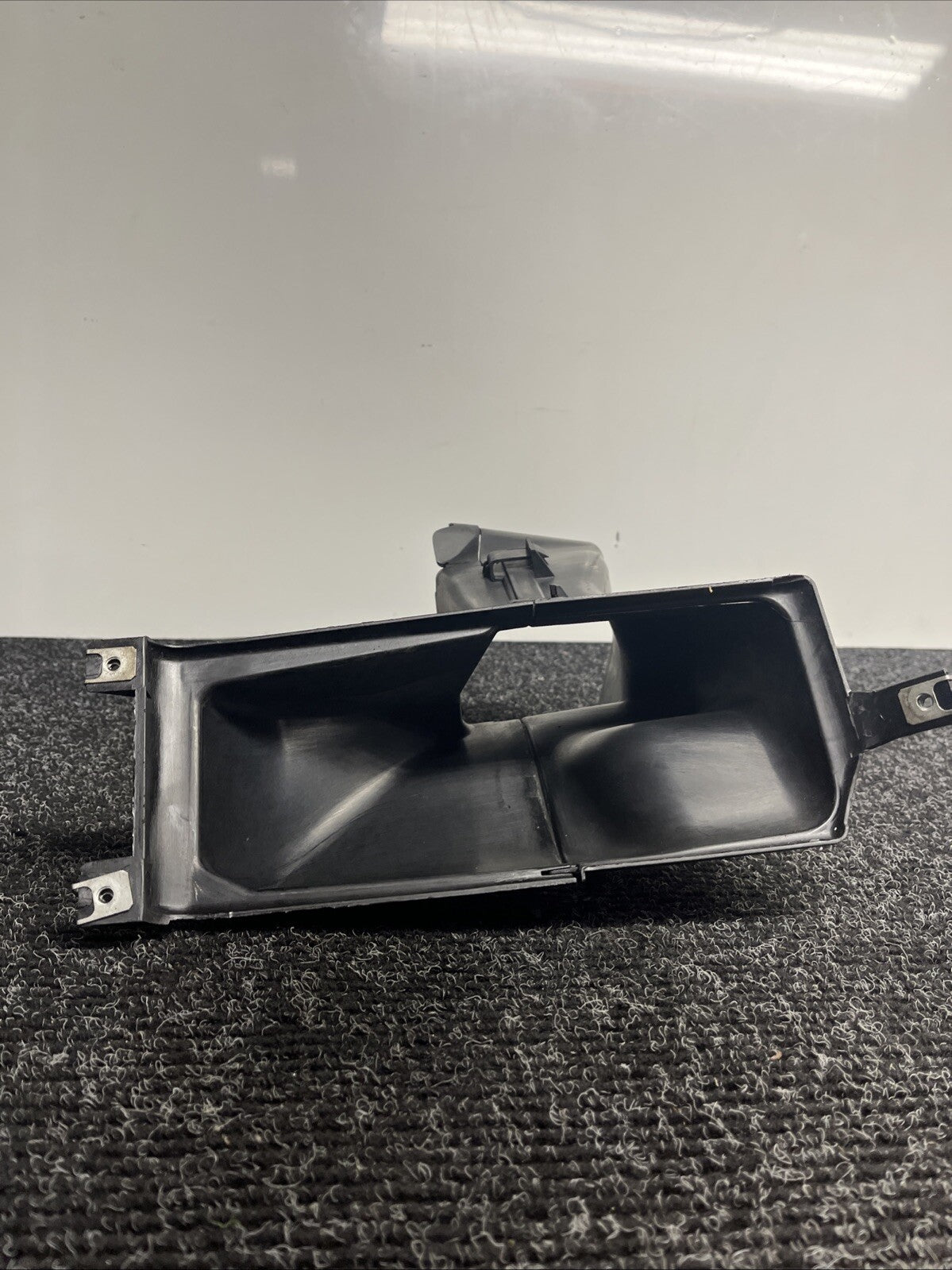 ☑️ 07-13 BMW E92 E93 335i 335xi Coupe Convertible Air Duct Front Right 8045348