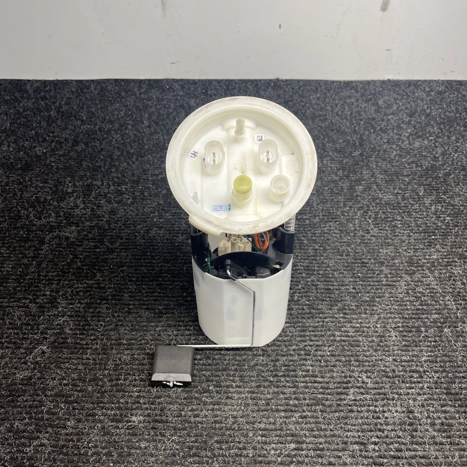 ☑️ 06-13 BMW E90 E84 E82 E88 E92 128i 135i 335i X1 Right Fuel Pump Assembly OEM