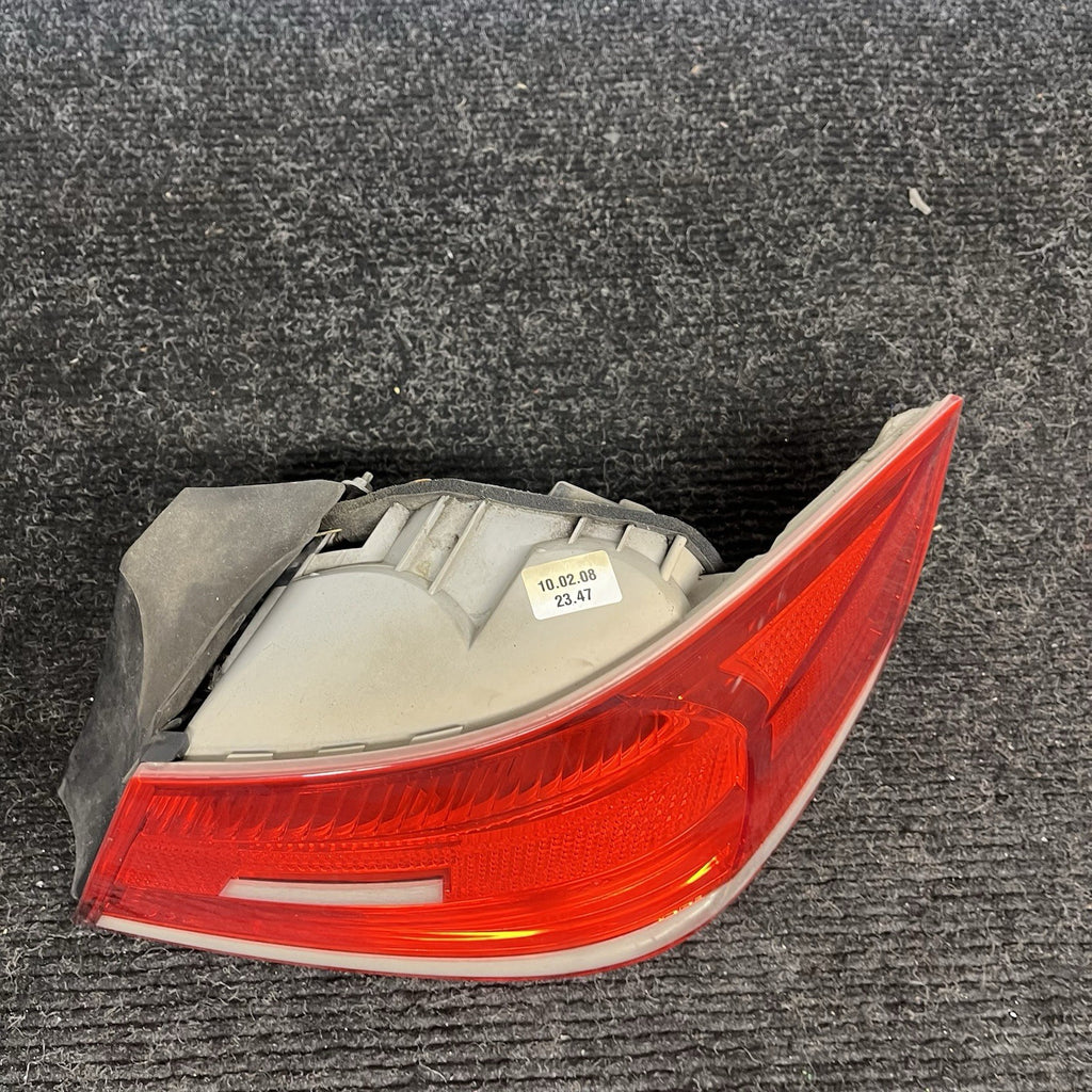 ☑️07-10 BMW E92 Coupe Right Side Outer Tail Light Taillight Lamp Pre-LCI 7174404