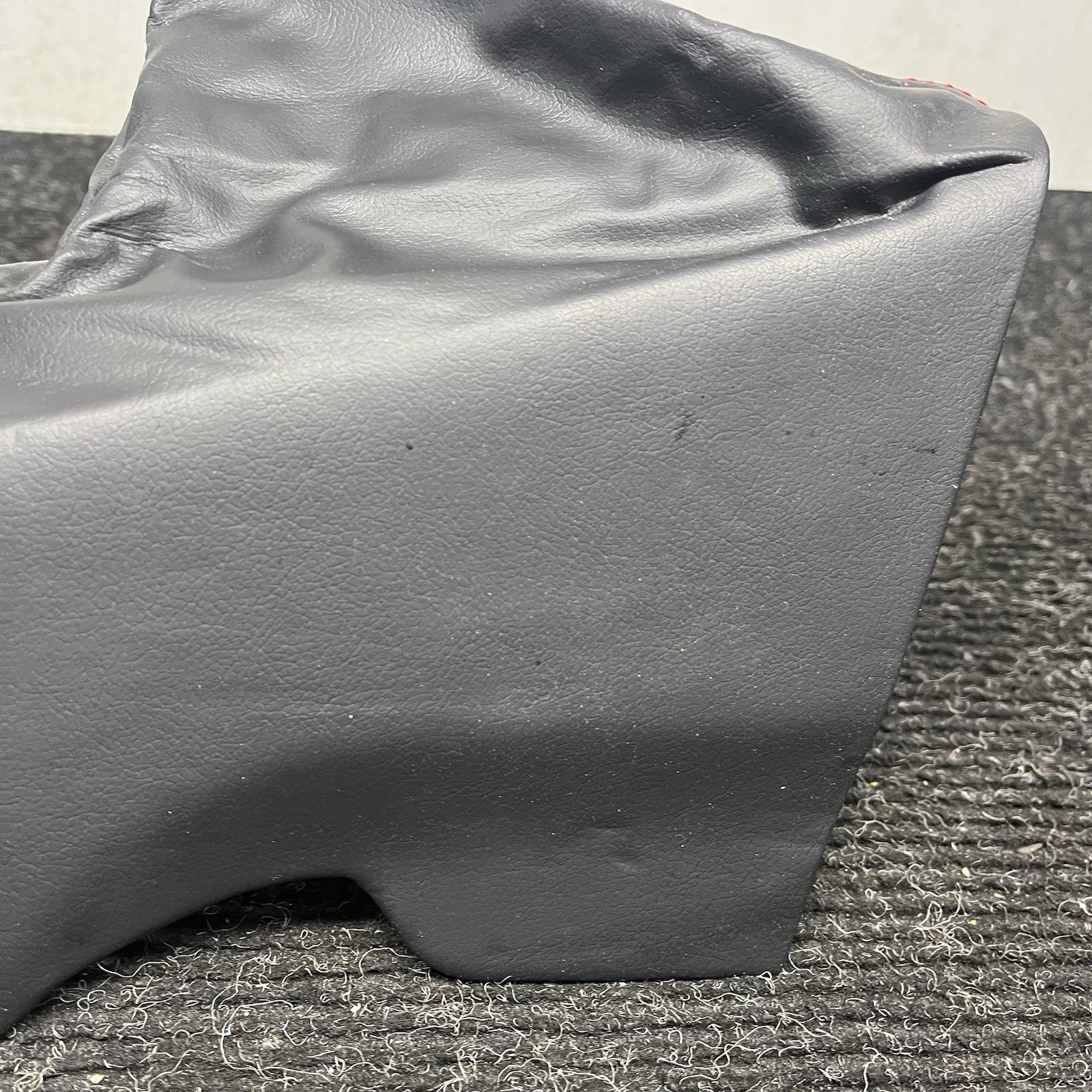 ☑️ 2022-2025 TOYOTA GR86 BRZ CONSOLE SHIFTER TOP BEZEL TRIM PANEL BRAKE BOOT OEM