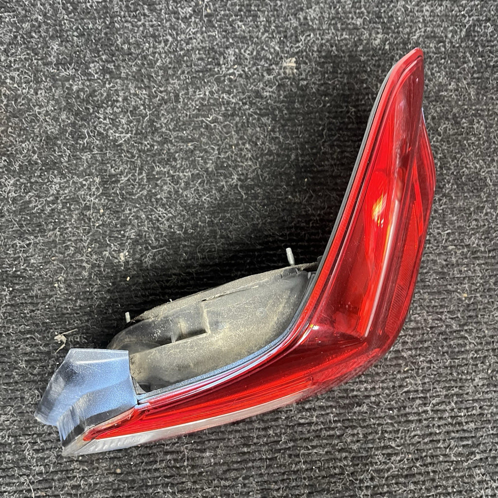 ☑️ 2015 Subaru WRX STI 2.5L Right Hand Rear Turn Signal/Taillight Assembly OEM