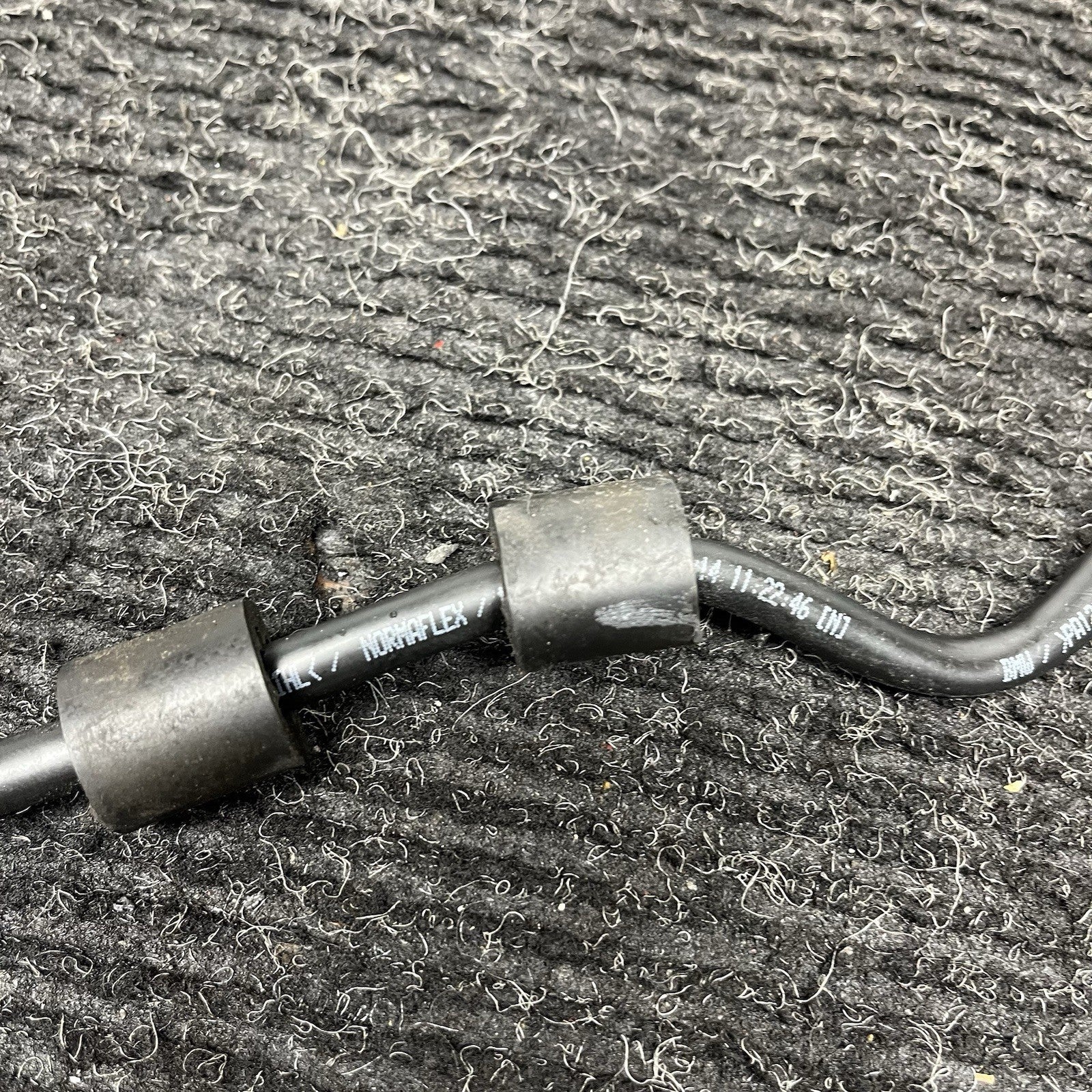 ☑️ BMW 3-Series E90 E92 E93 OEM BMW M3 S65 Engine Coolant Vent Hose 7838219