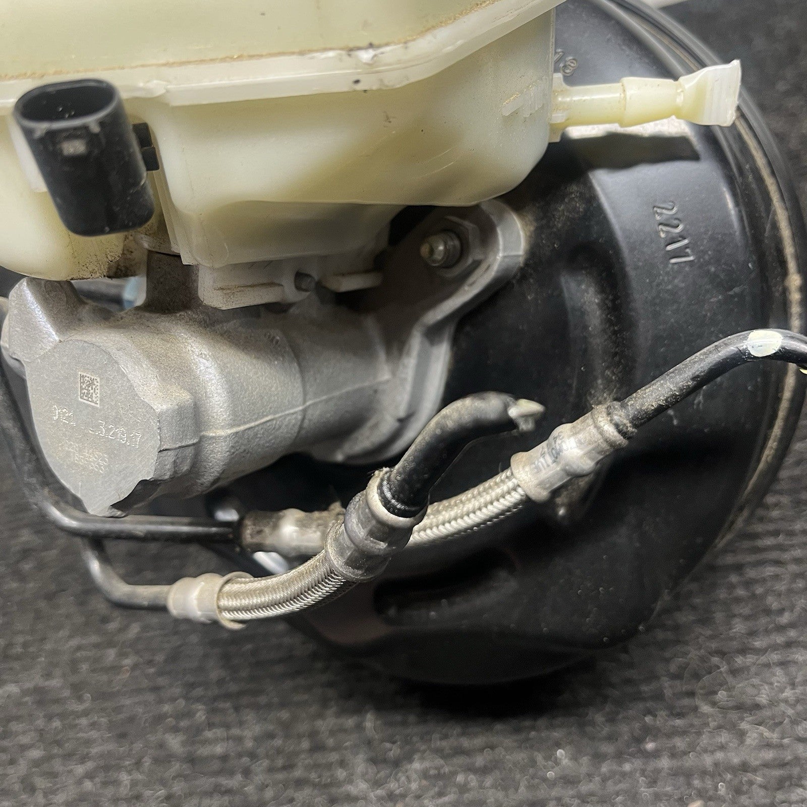 ☑️ 2017-2020 BMW 430I F33 POWER BRAKE BOOSTER W/ MASTER CYLINDER OEM 6872135