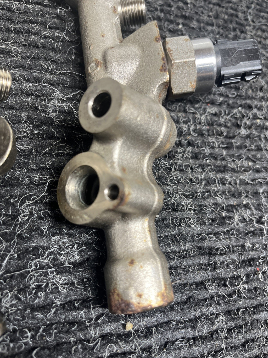 ☑️ TOYOTA FRS SUBARU BRZ 86 OEM 2.0L FA20 FUEL INJECTIONS INJECTOR RAILS - PAIR