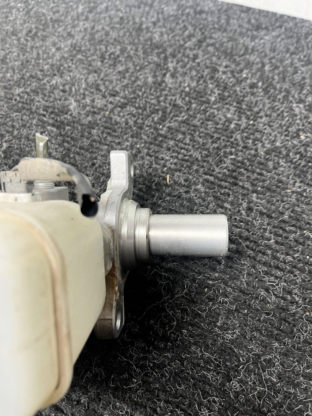 ☑️ 2015-2019 Subaru WRX STI Brake Master Cylinder Reservoir OEM 15-19
