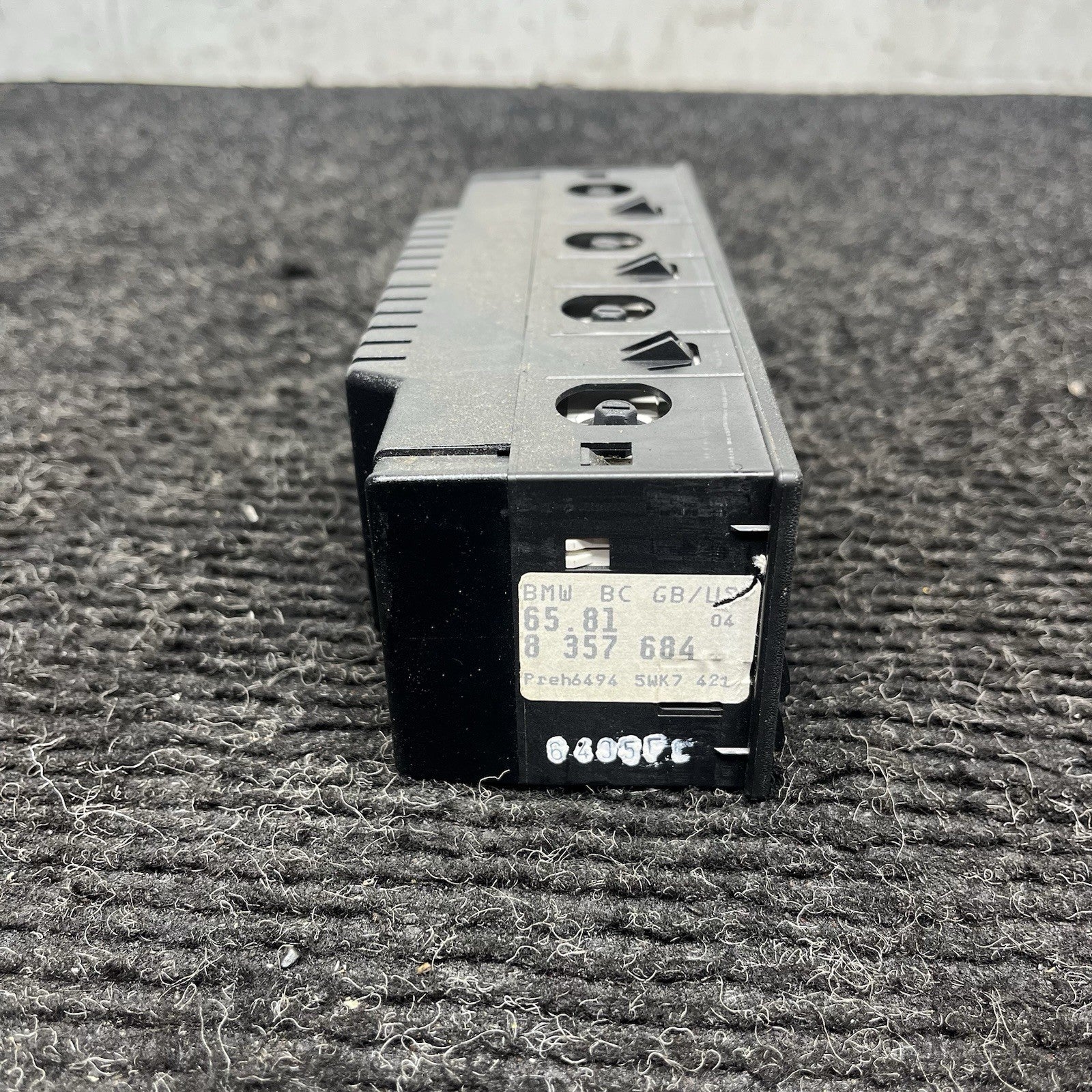 ☑️ BMW E36 18 Button On Board Computer OBC 8357684 92-99 323 325 328 M3