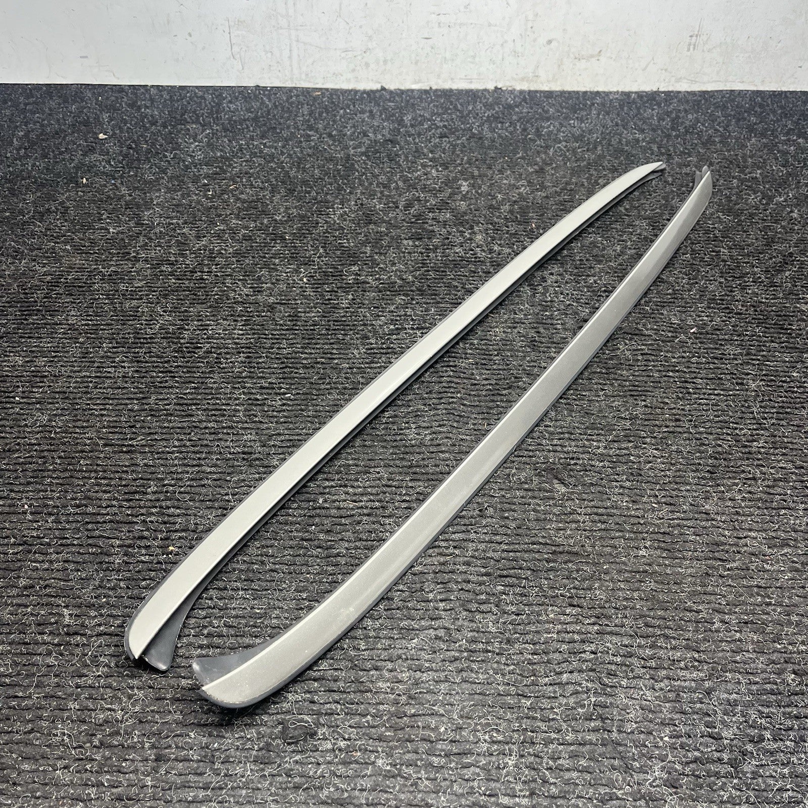 ☑️ 07-13 BMW E70 X5 Front Windshield Left & Right Trim Drip Molding  Set OEM