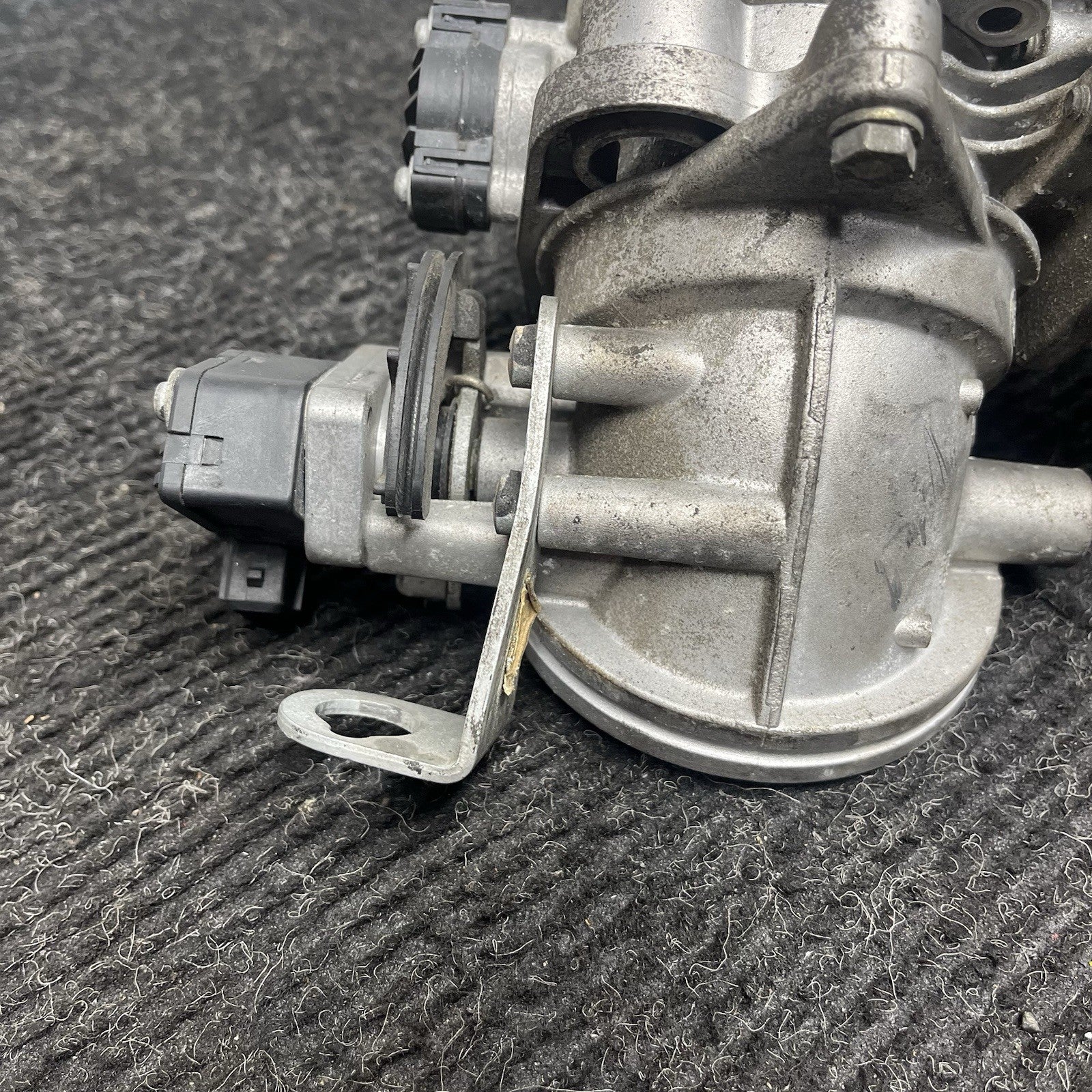 ☑️ BMW Z3 E36 3-Series M52 Engine Throttle Body 1433385 OEM 96-99