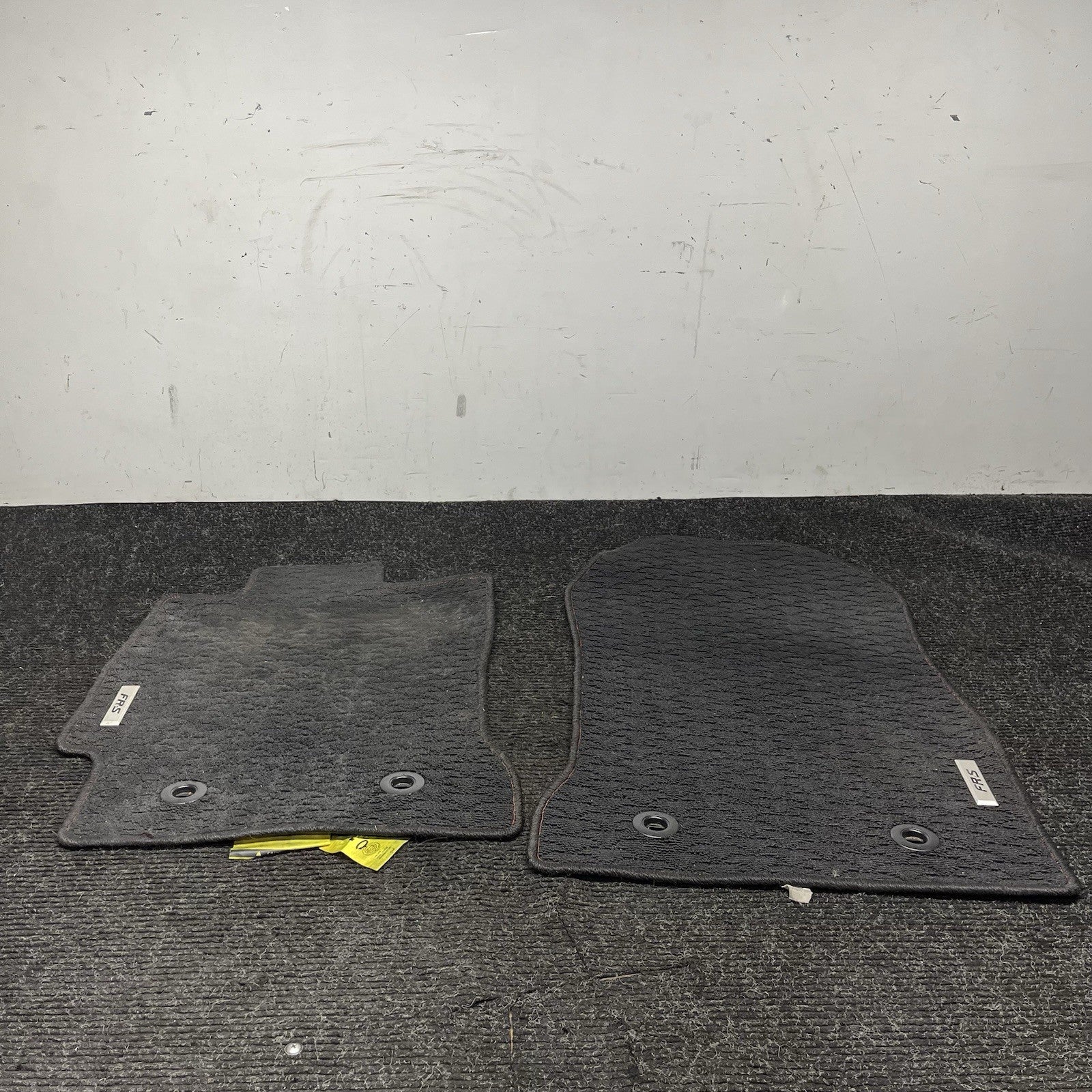 ☑️ Scion FRS Front Complete Carpet Floor Mat Pair OEM