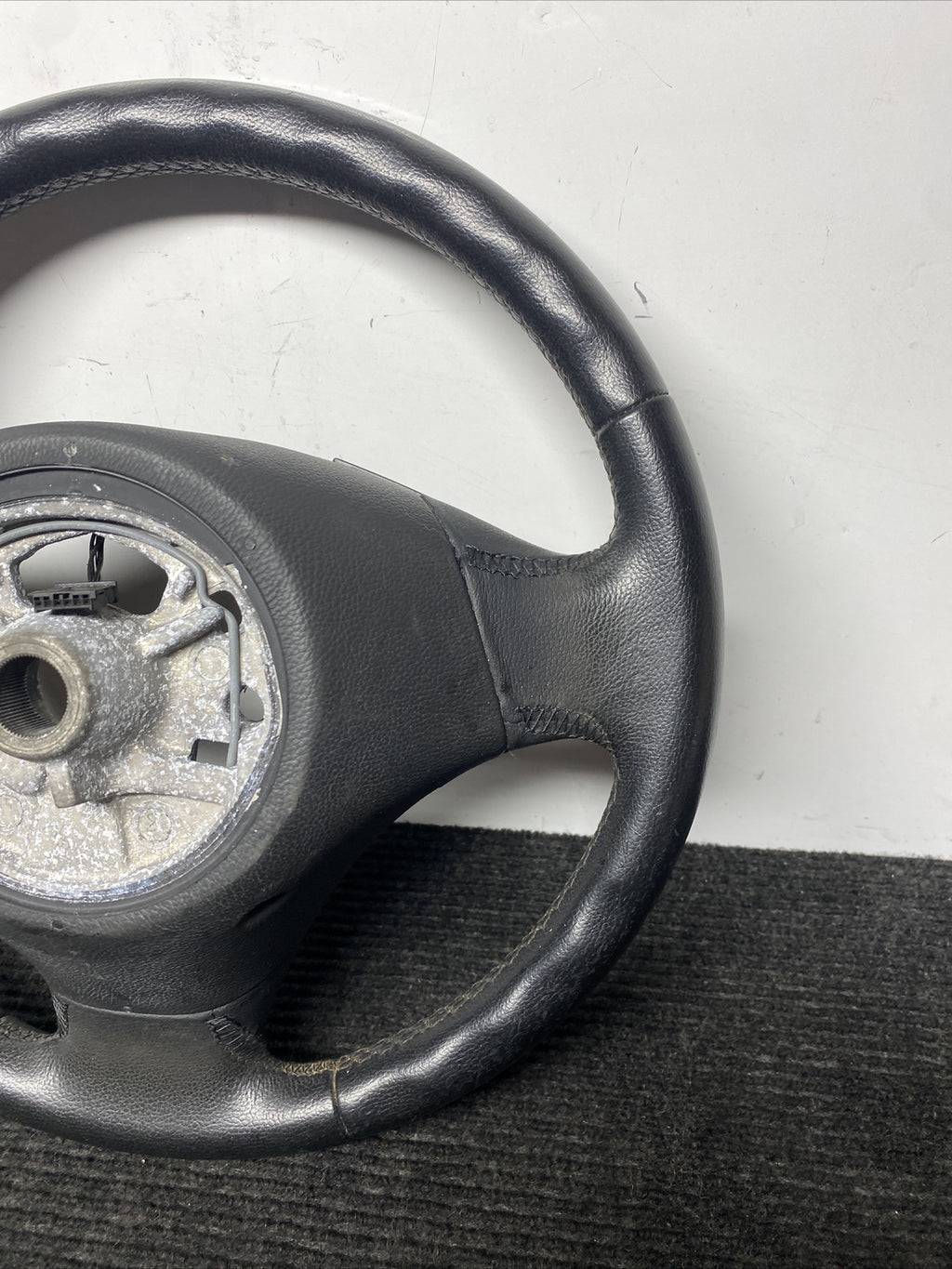 ☑️ 2011-2013 BMW 335d E90 Steering Wheel OEM
