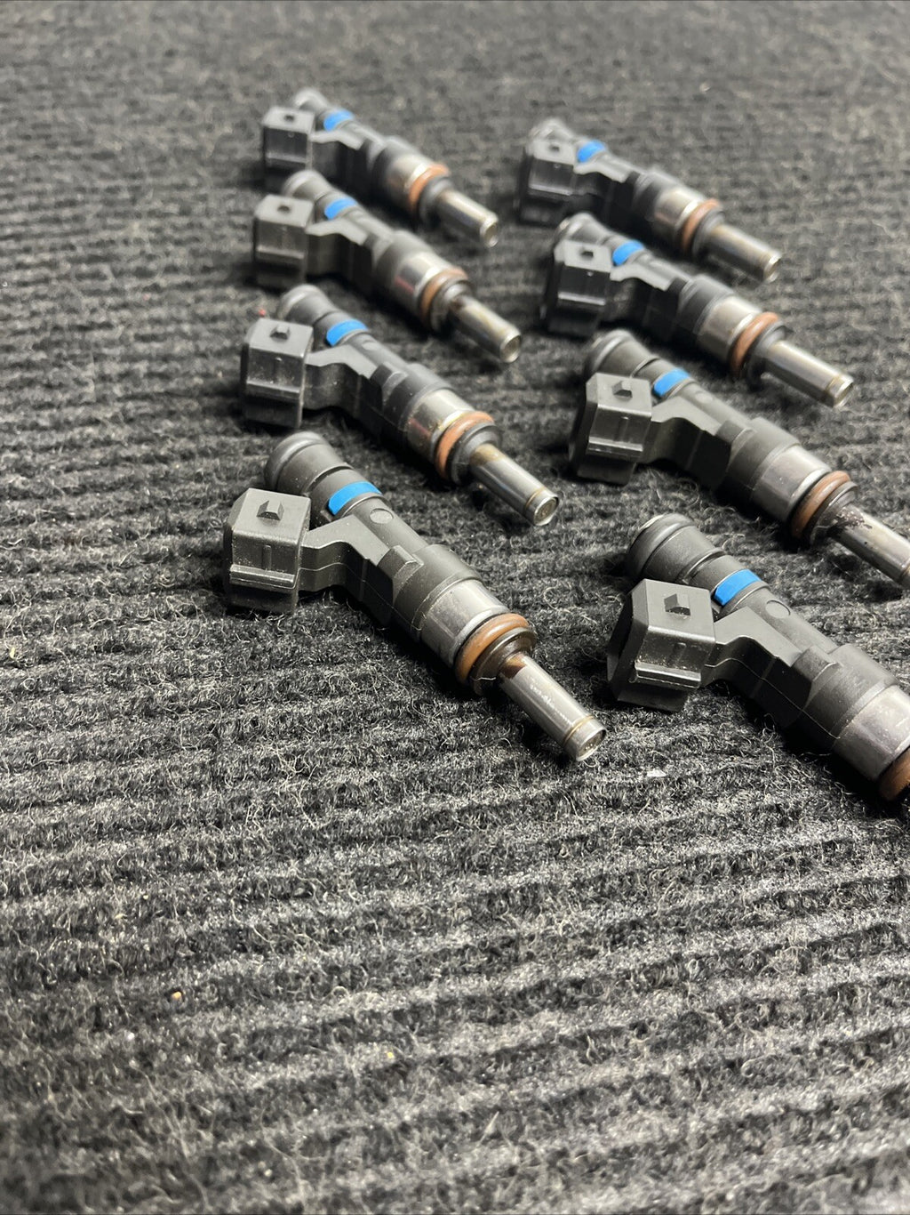 ☑️ 2008-13 OEM BMW E90 E92 E93 M3 S65 Fuel Injector Set (8) - 13647838440