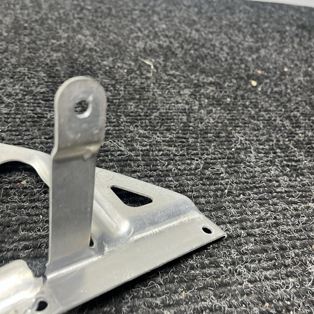 ☑️ BMW E9x M3 Horn Bracket With Horns 61337838541 08-13 E90 E92 E93