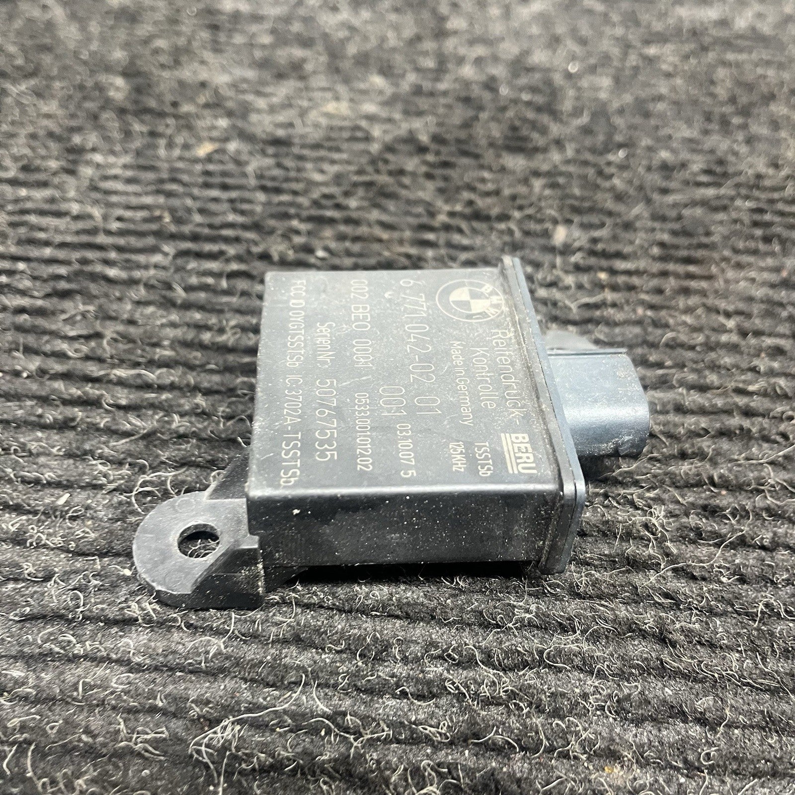 ☑️ OEM BMW E92 E93 335 Rear Right Transmitter Tire Pressure Monitor Sensor TPMS