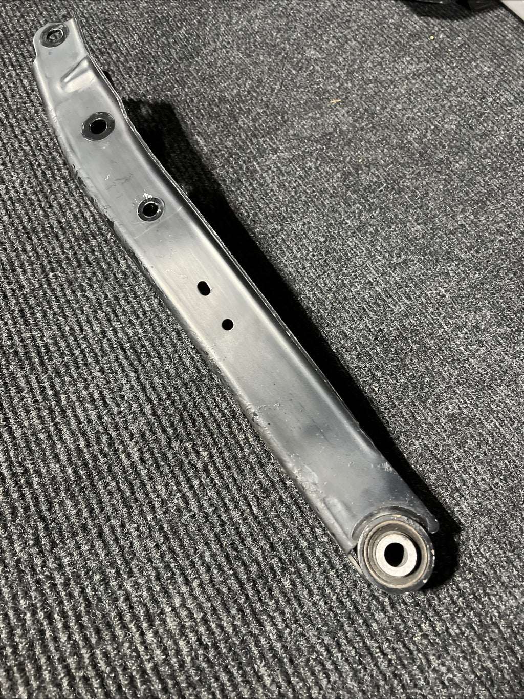 2013-2019 Subaru BRZ Toyota 86 FRS Rear RH Right Side Lower Control Arm OEM