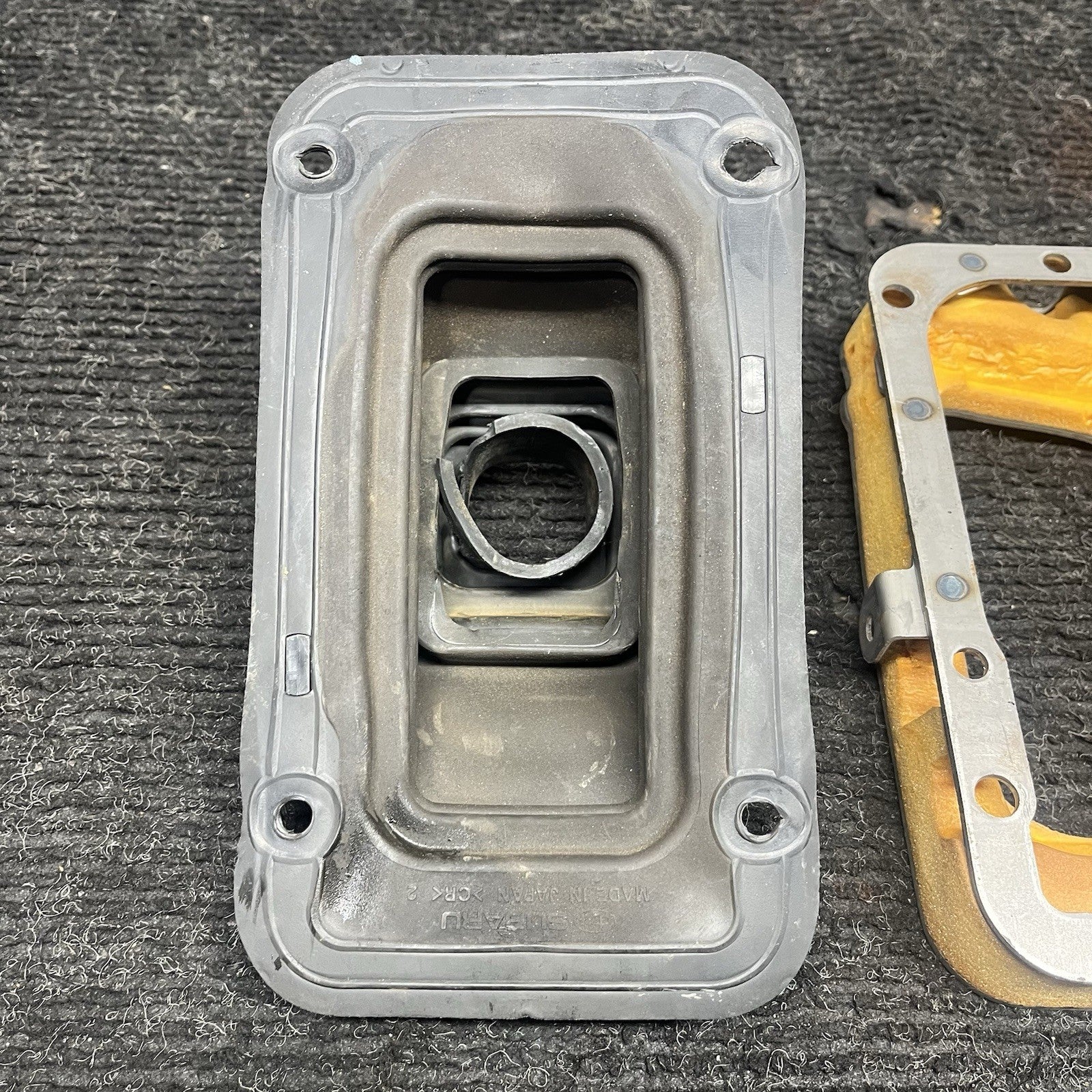 ☑️ 2013-2020 TOYOTA 86 FRS BRZ OEM SHIFTER METAL BRACKET BOOT & FOAM INSULATOR
