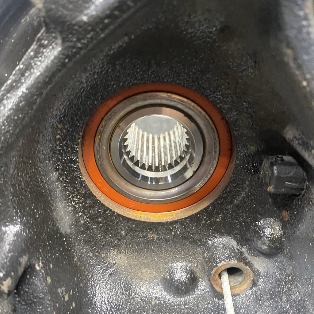 ☑️ 03-08 BMW E85 E86 Z4 Rear Left Driver Side Spindle Knuckle Hub w/ Shield OEM