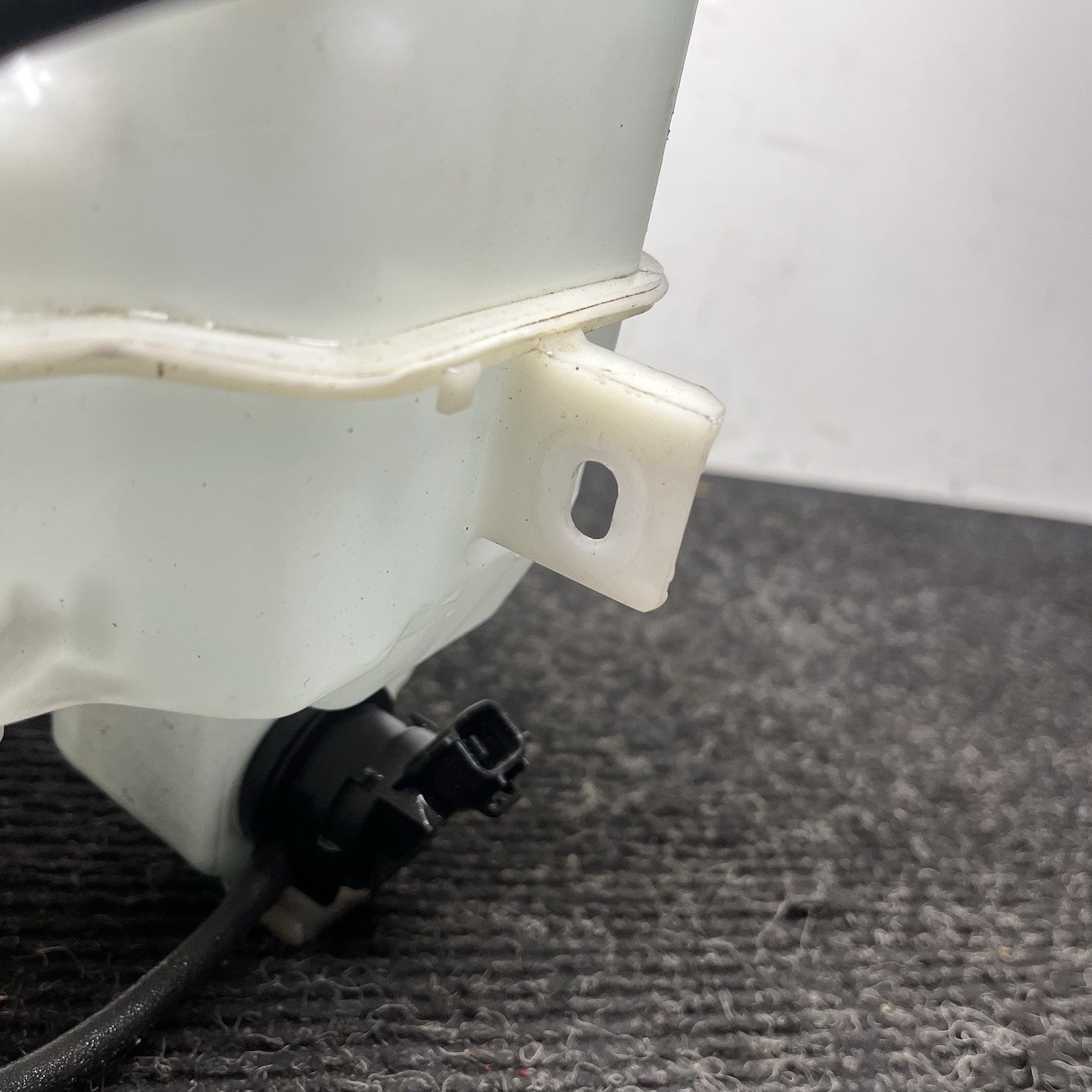 ☑️ 2013-2020 SUBARU BRZ SCION FRS WINDSHIELD WASHER FLUID RESERVOIR TANK OEM