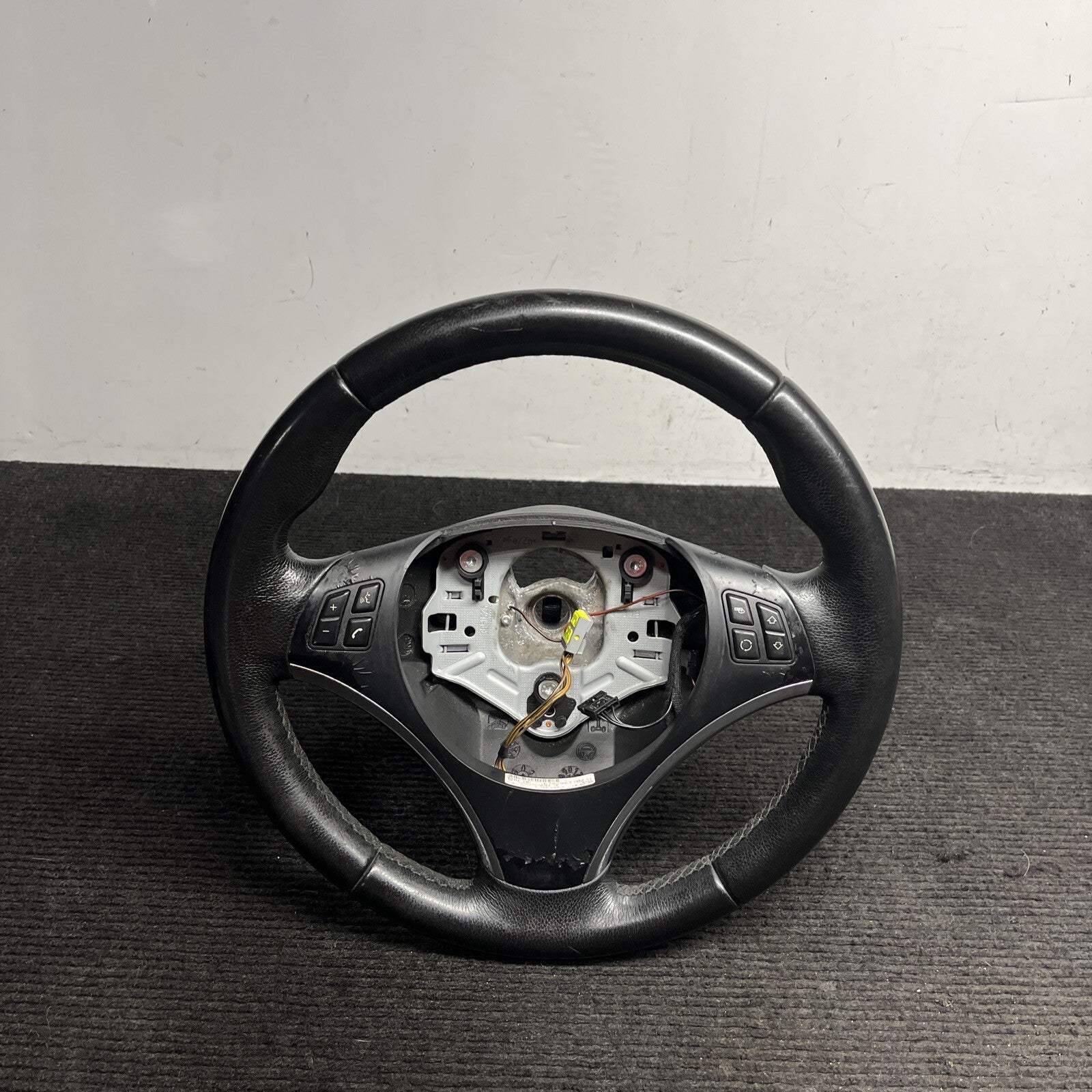 ☑️ 06-10 OEM BMW E92 E93 335 Sport Steering Wheel Black LEATHER w/ Manual