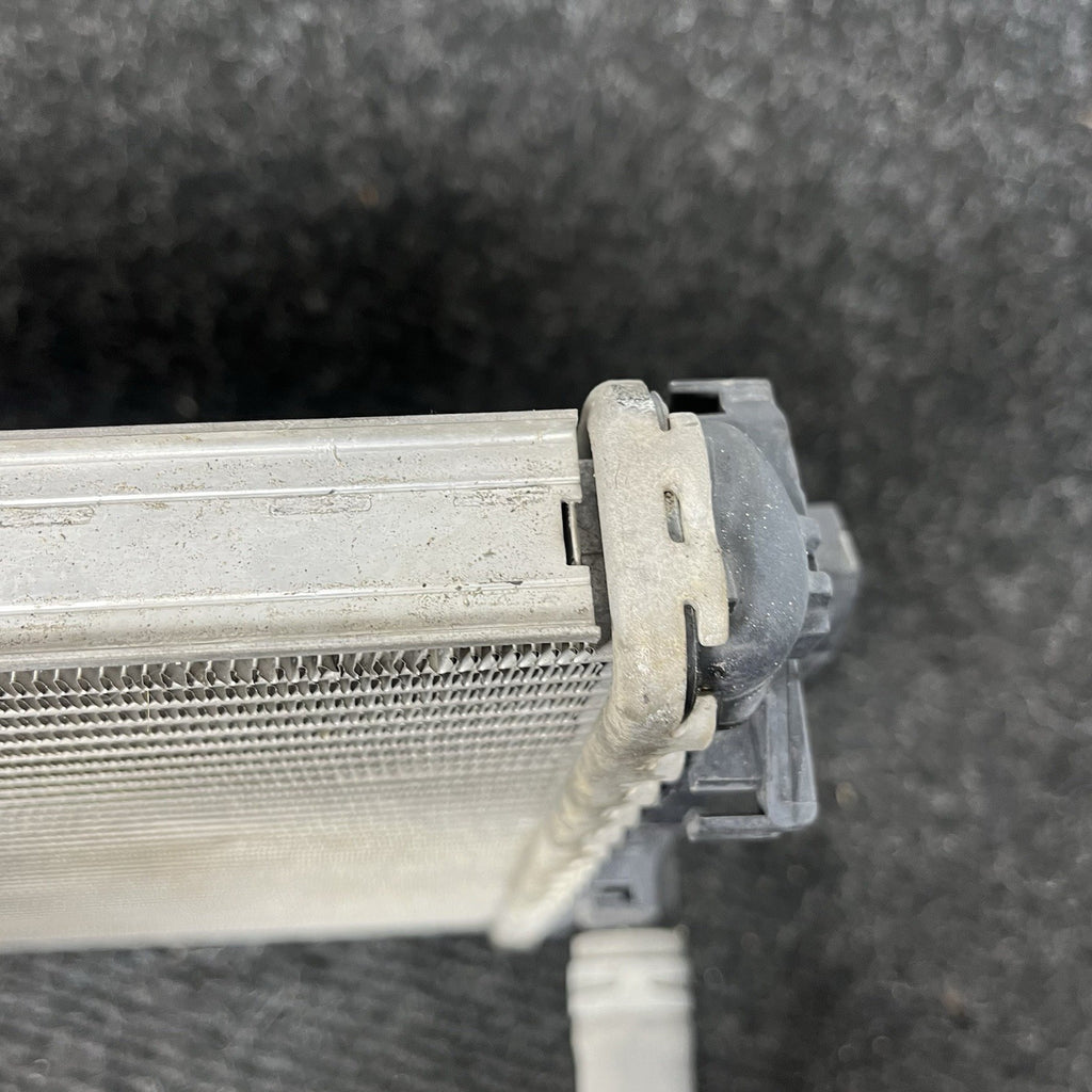 ☑️ OEM 2011-2015 AUDI Q7 3.0L FRONT LEFT RIGHT AUX AUXILIARY SECONDARY RADIATOR