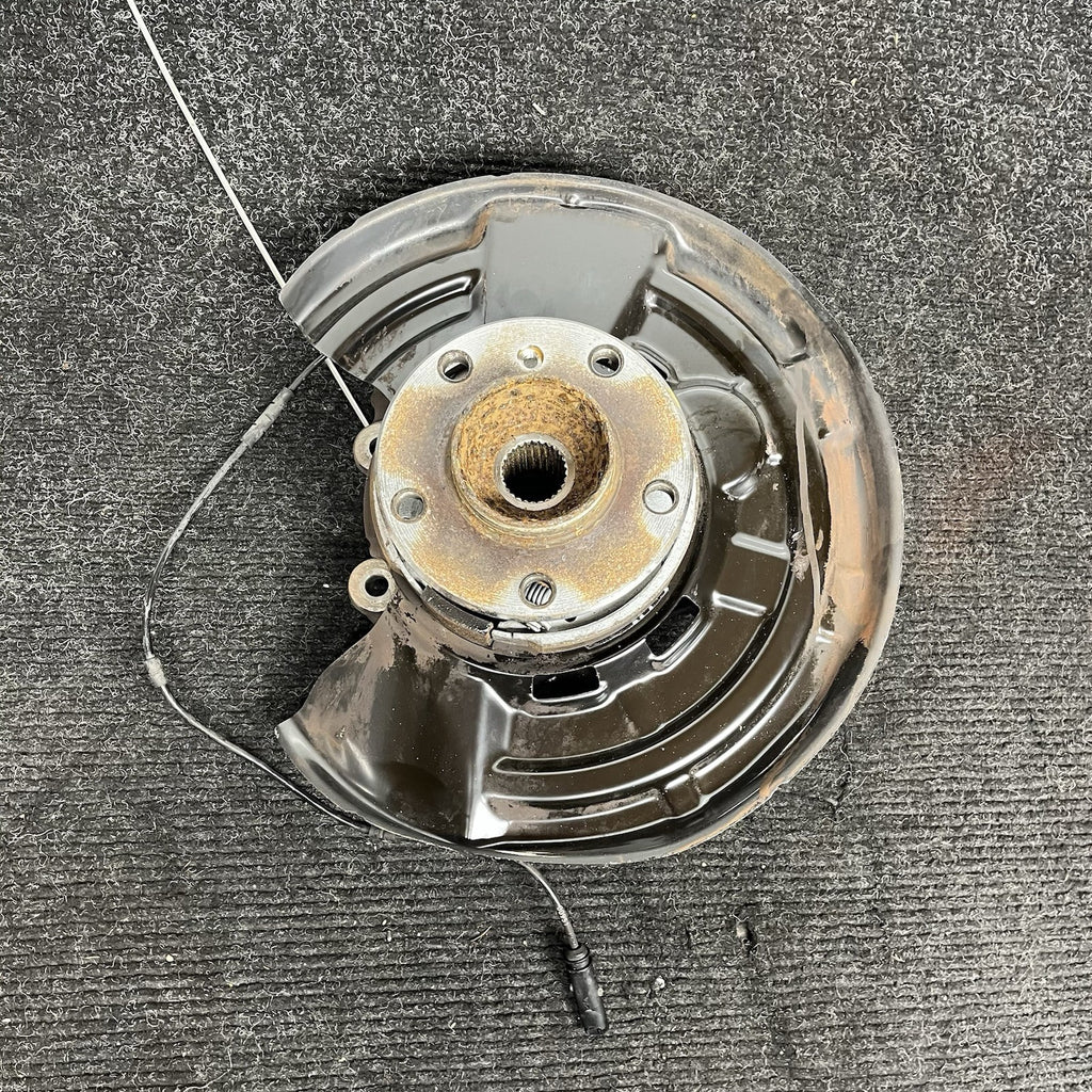 ☑️ 14-21 BMW 228i 230i M235i M240i F22 REAR LEFT DRIVER SPINDLE KNUCKLE HUB