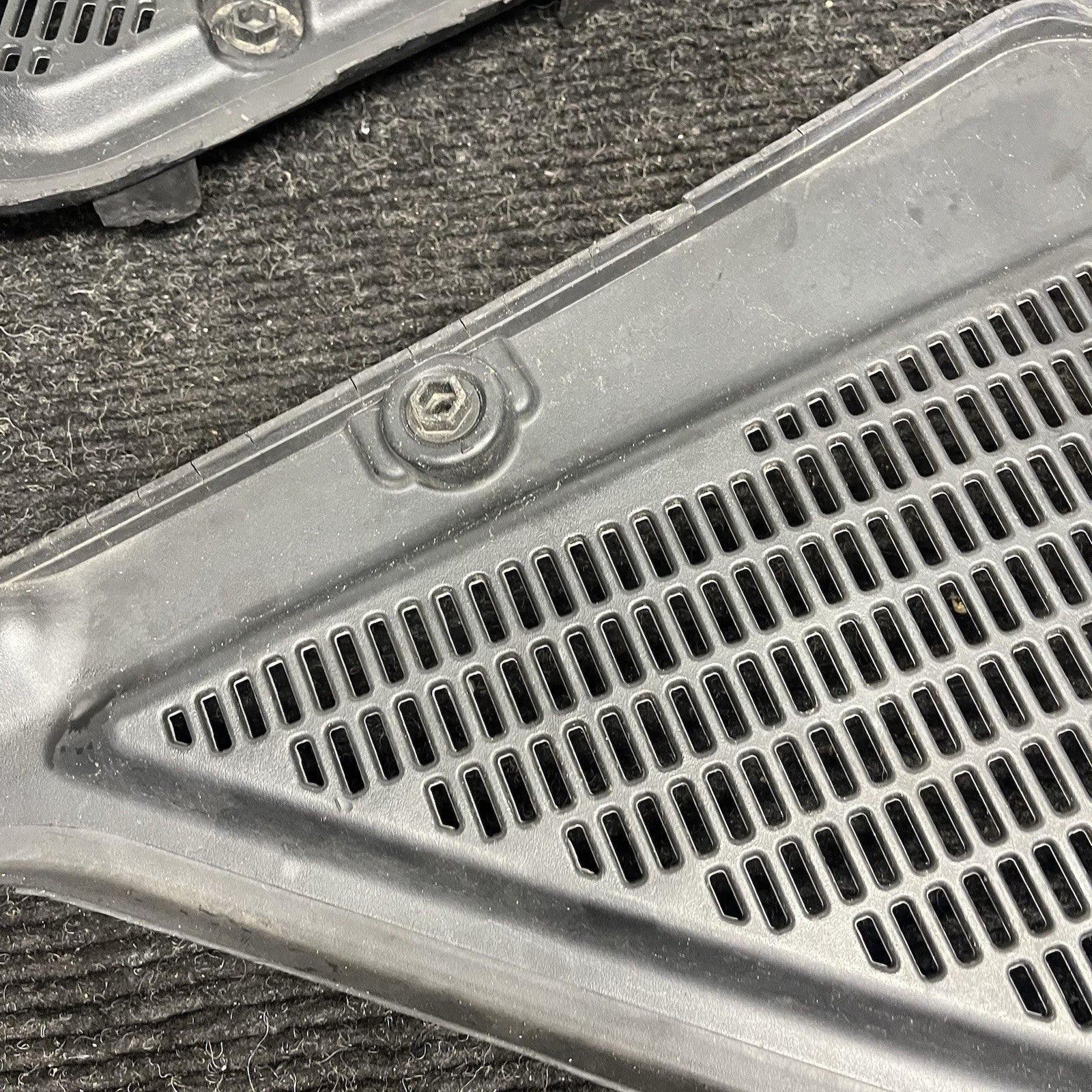 ☑️ 07-14 BMW E70 E71 X5 X6 Left Right AC Air Cabin Filter Housing Cover Set OEM