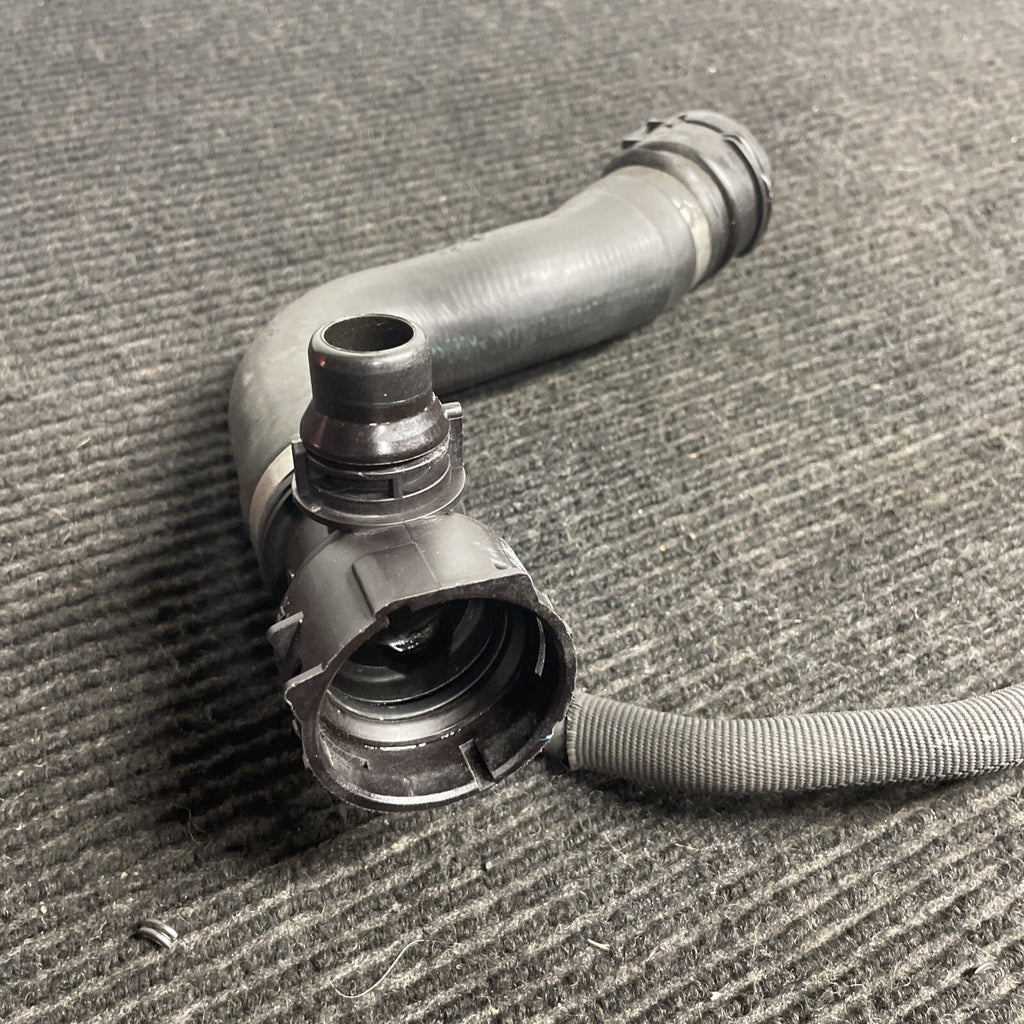 ☑️ 08-10 BMW E60 535i N54 Upper Radiator Coolant Hose Pipe Line 7599452 OEM