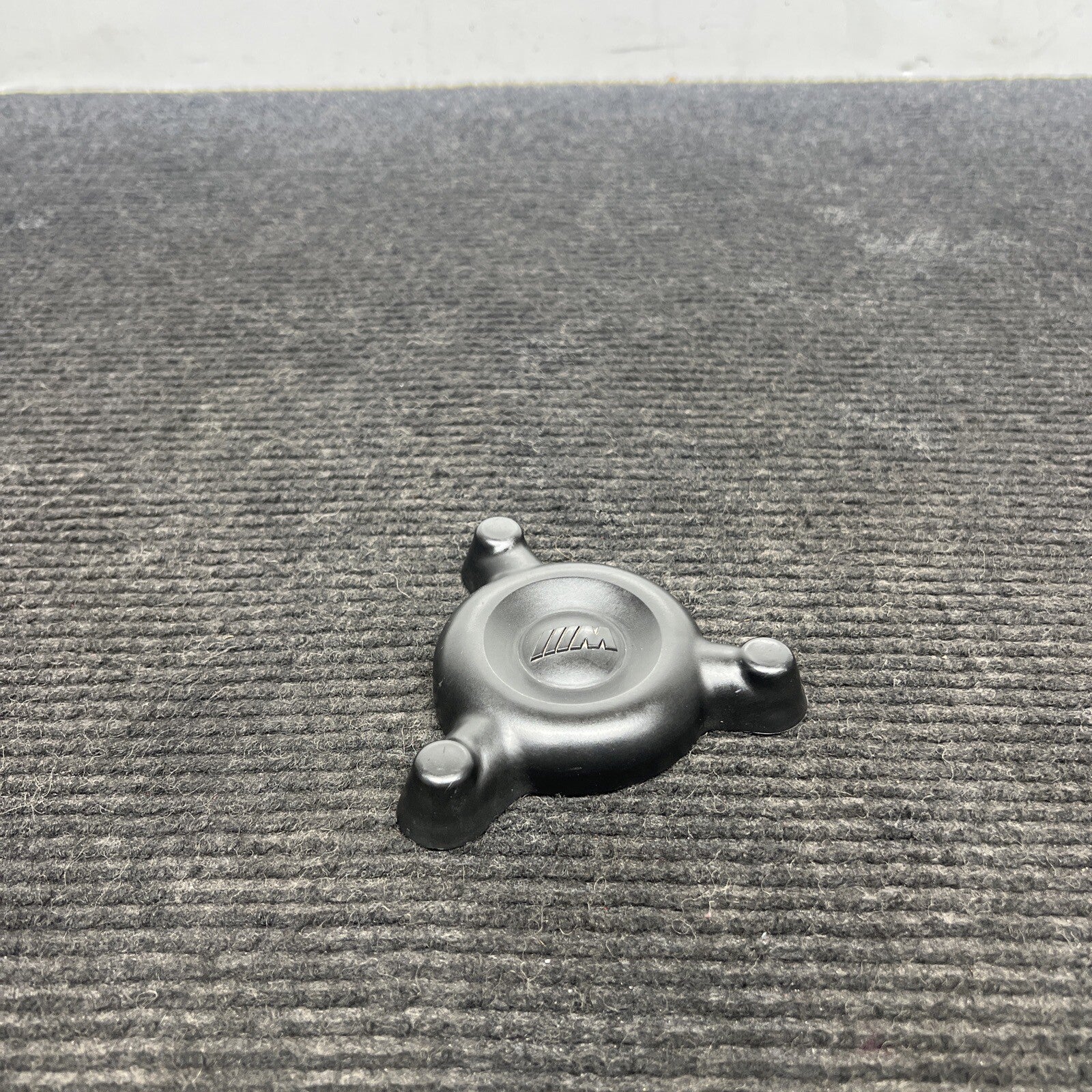 ☑️ BMW E46 M3 00-06 Strut Cap OEM 01 02 03 04 05 2006 2005 2004 2003