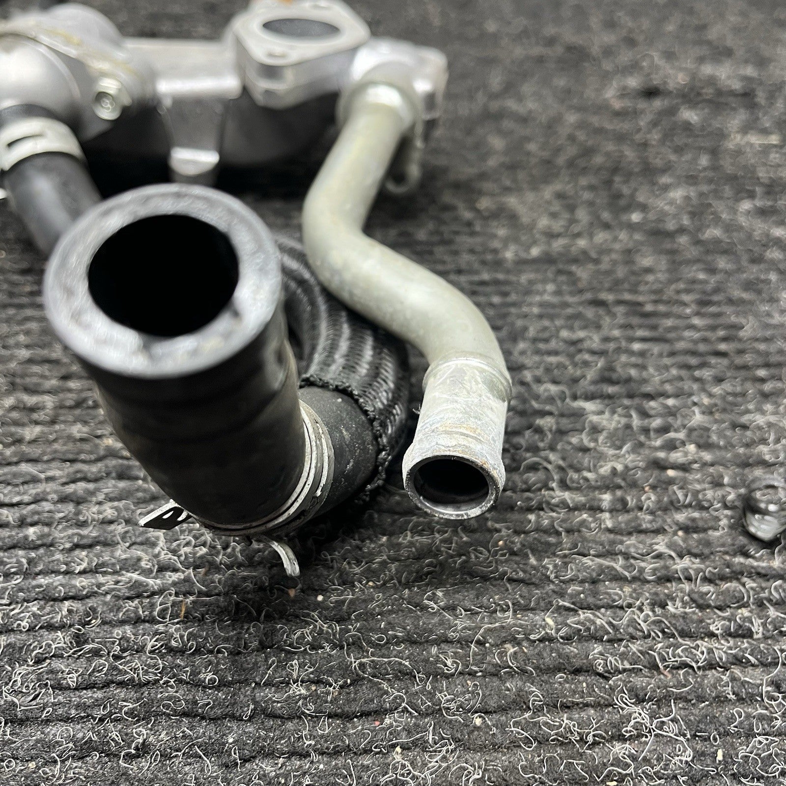 ☑️ 13-17 Scion FR-S Subaru BRZ 2.0L FA20 COOLANT WATER CROSSOVER AUTO Genuine